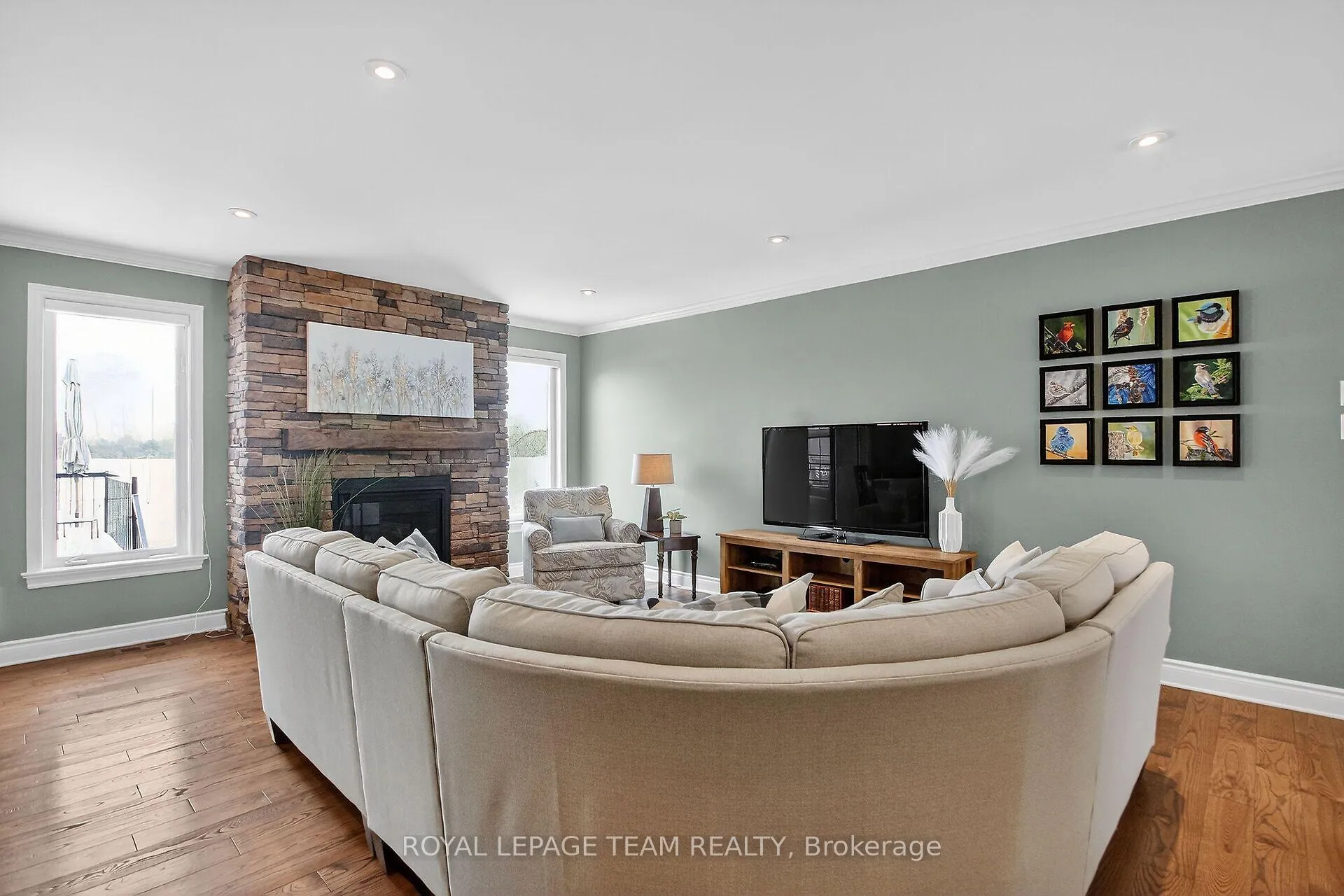 Photo 7 of 49 Dulmage Crescent, Carleton Place — HOMEH