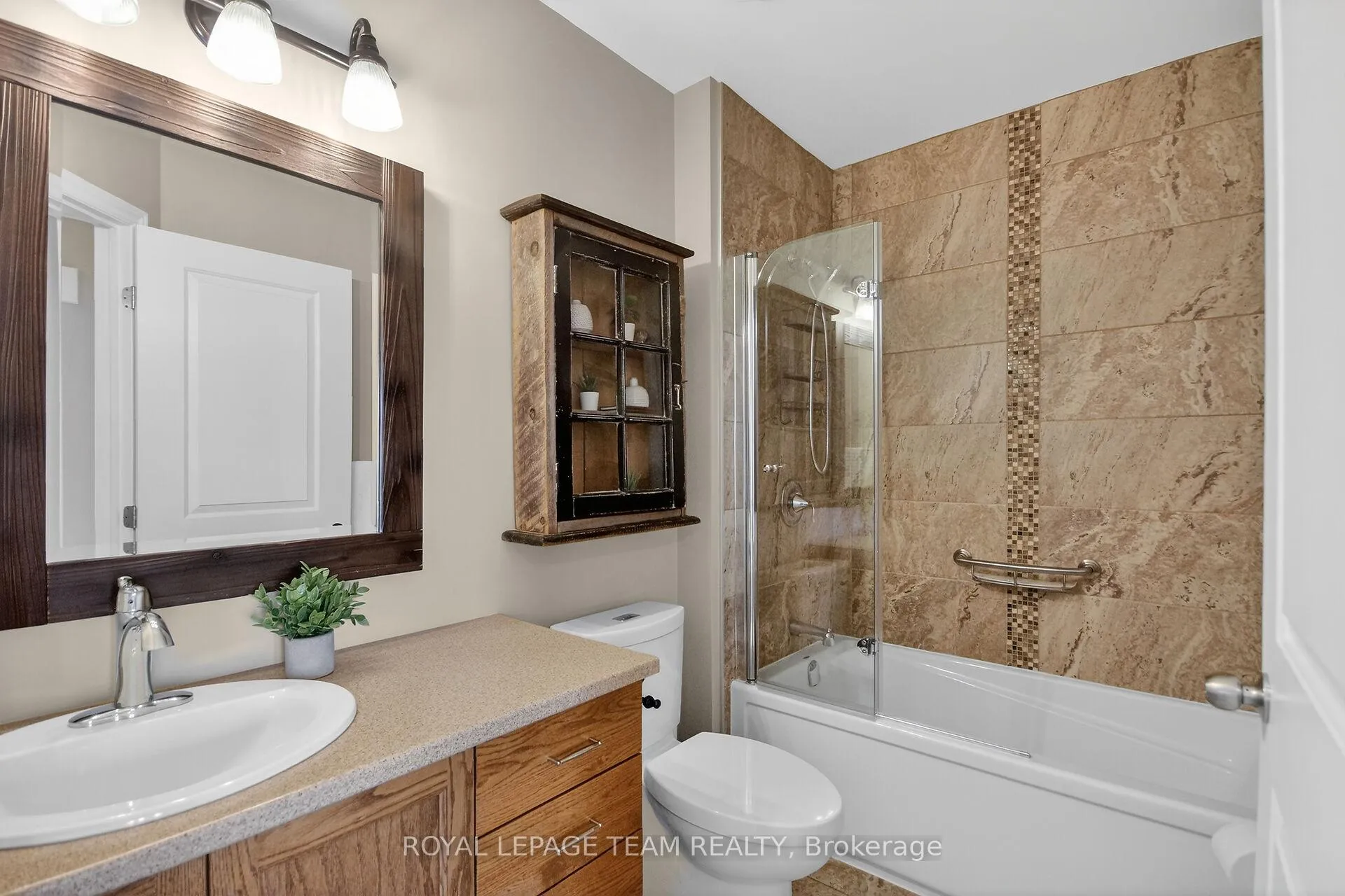 Photo 31 of 49 Dulmage Crescent, Carleton Place — HOMEH