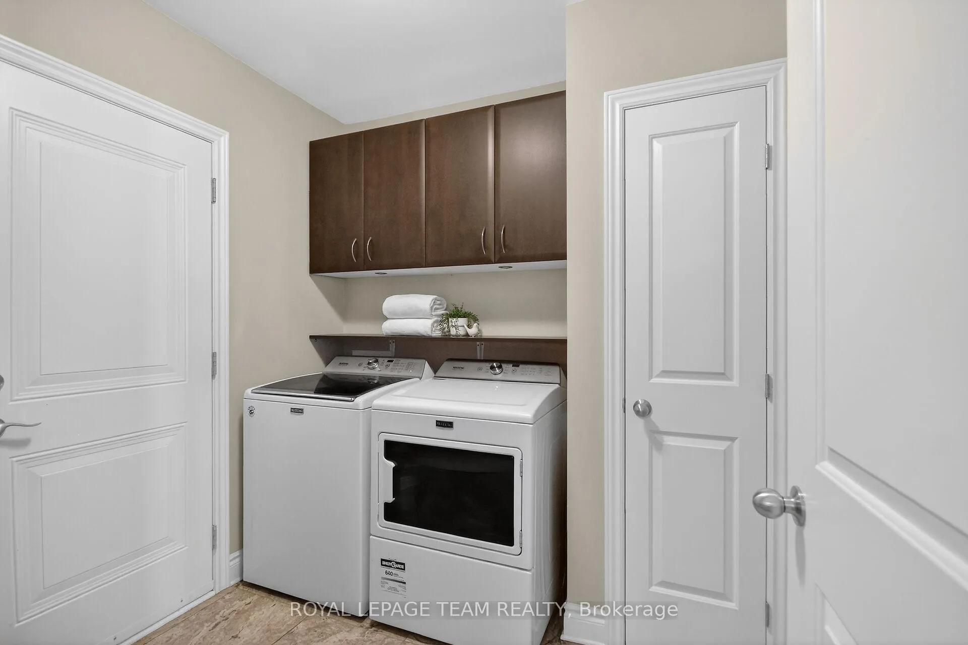 Photo 34 of 49 Dulmage Crescent, Carleton Place — HOMEH