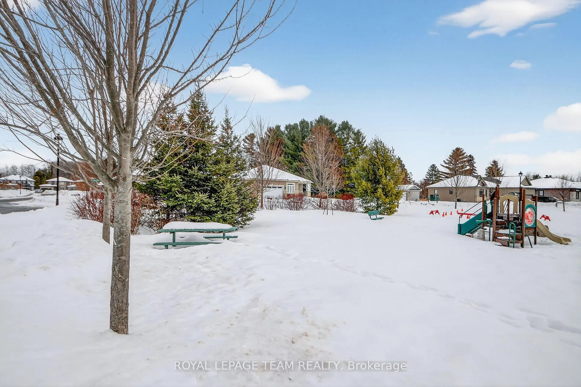 Photo 47 of 49 Dulmage Crescent, Carleton Place — HOMEH