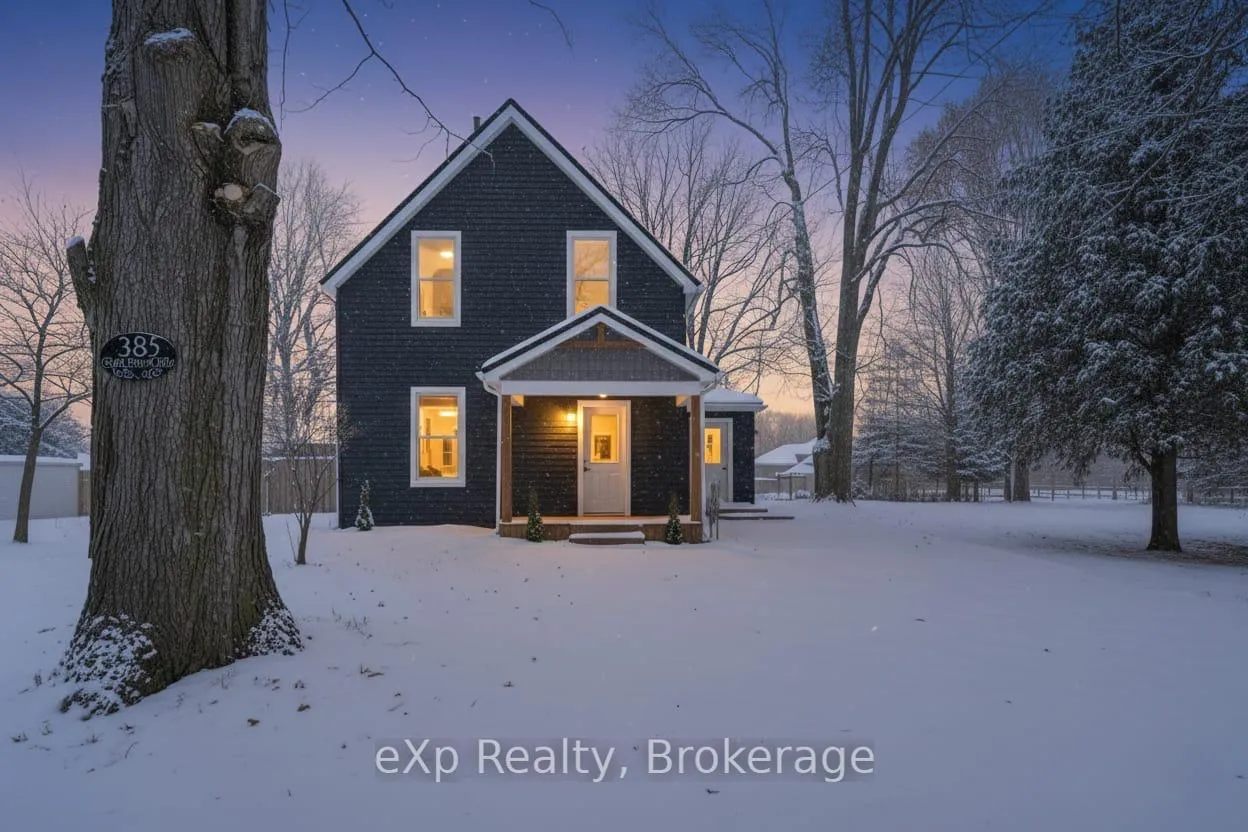 Photo 2 of 385 Elm Street W, Chatham-Kent, Bothwell — HOMEH