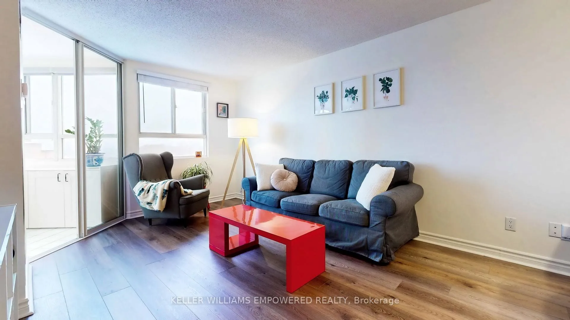 Photo 3 of Unit 1403, 4 Park Vista Crescent, Toronto, O'Connor-Parkview — HOMEH