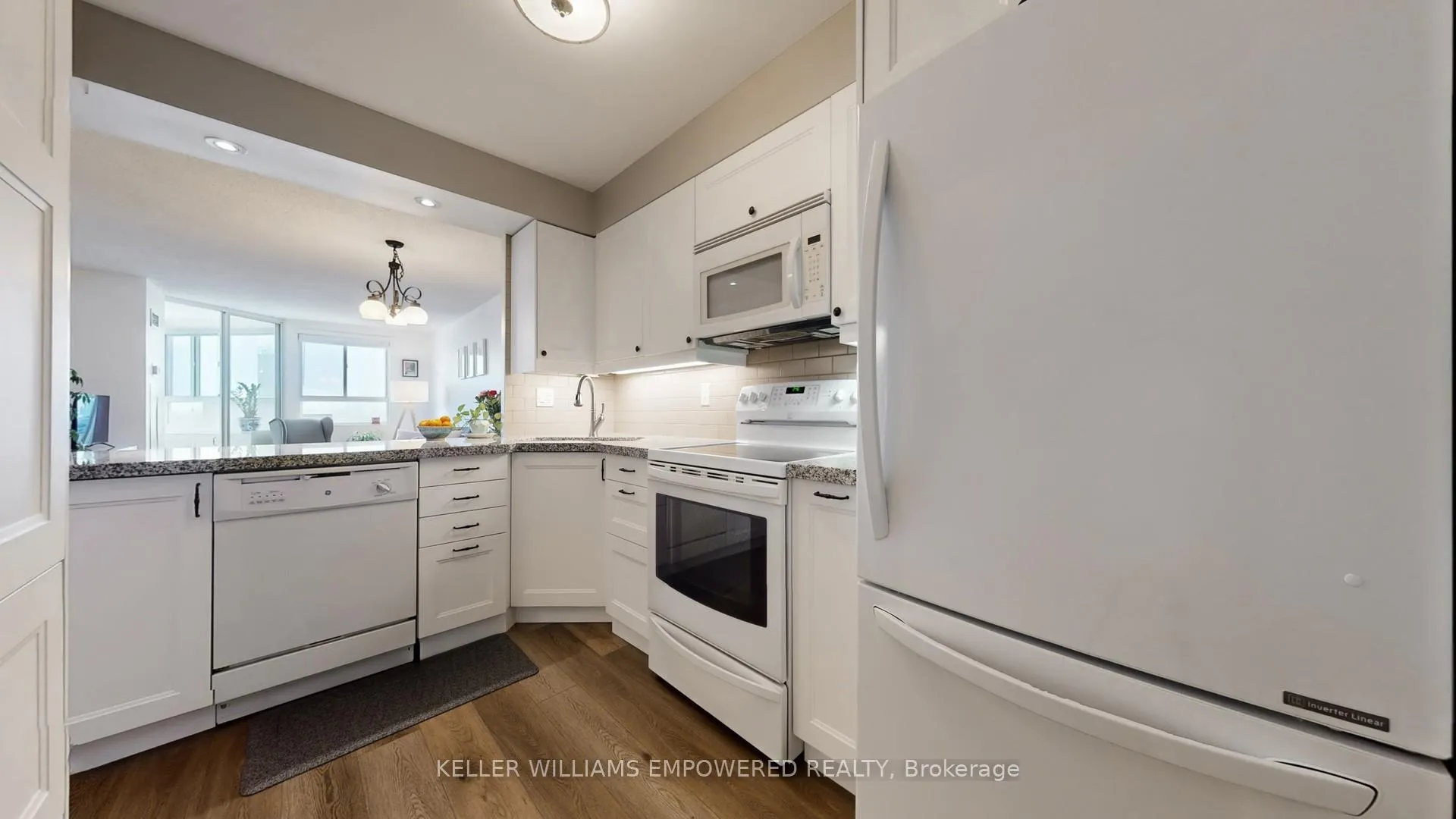 Photo 10 of Unit 1403, 4 Park Vista Crescent, Toronto, O'Connor-Parkview — HOMEH