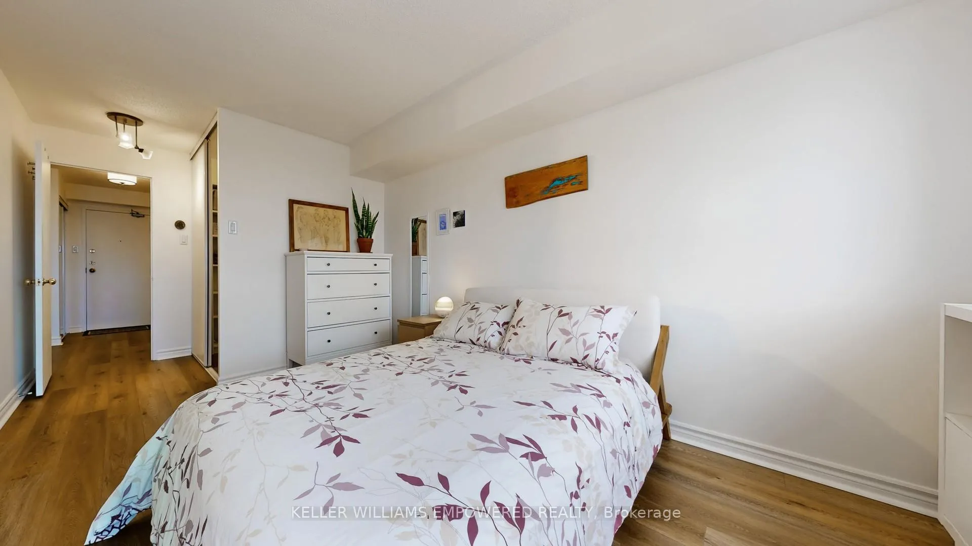 Photo 13 of Unit 1403, 4 Park Vista Crescent, Toronto, O'Connor-Parkview — HOMEH