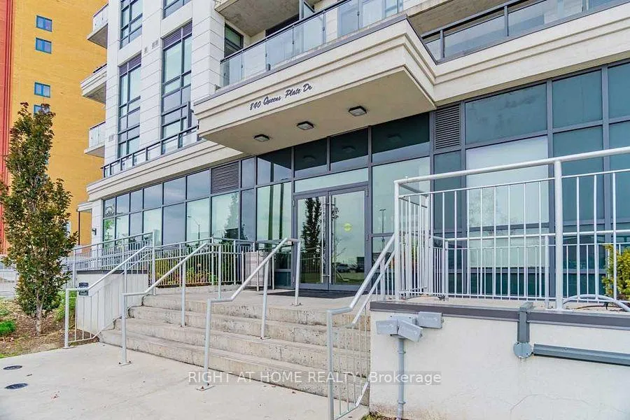 Photo 2 of Unit 1407, 840 Queens Plate Drive, Etobicoke, West Humber-Clairville — HOMEH