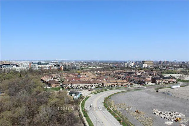 Photo 22 of Unit 1407, 840 Queens Plate Drive, Etobicoke, West Humber-Clairville — HOMEH