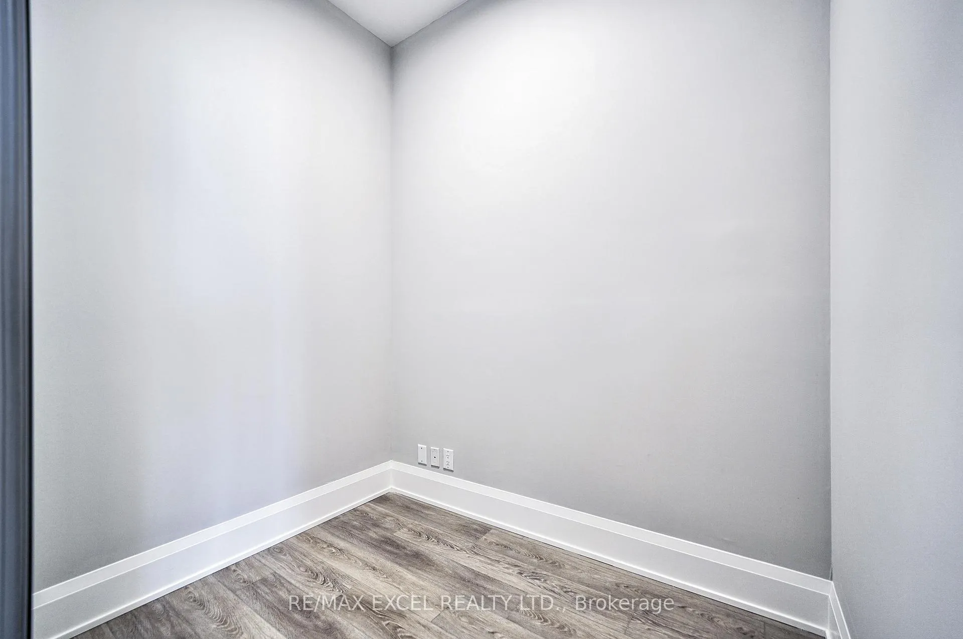 Photo 9 of Unit 3807, 12 Gandhi Lane, Markham, Commerce Valley — HOMEH