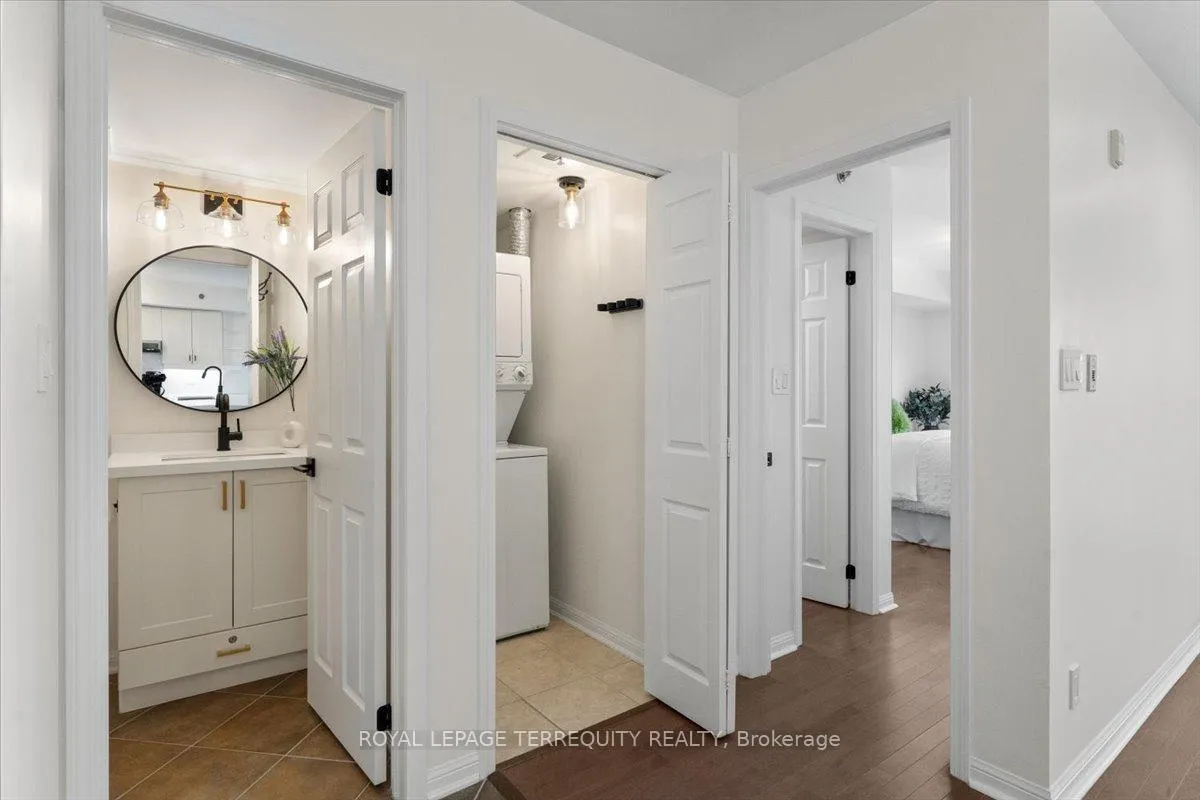 Photo 15 of Unit 402, 3070 Rotary Way, Burlington, Alton — HOMEH