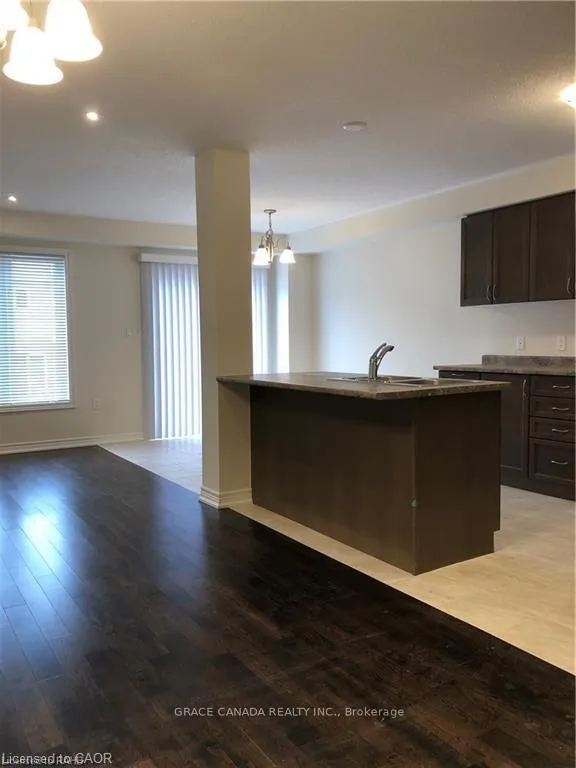 Photo 5 of 84 Cittadella Boulevard, Hamilton, Hannon — HOMEH