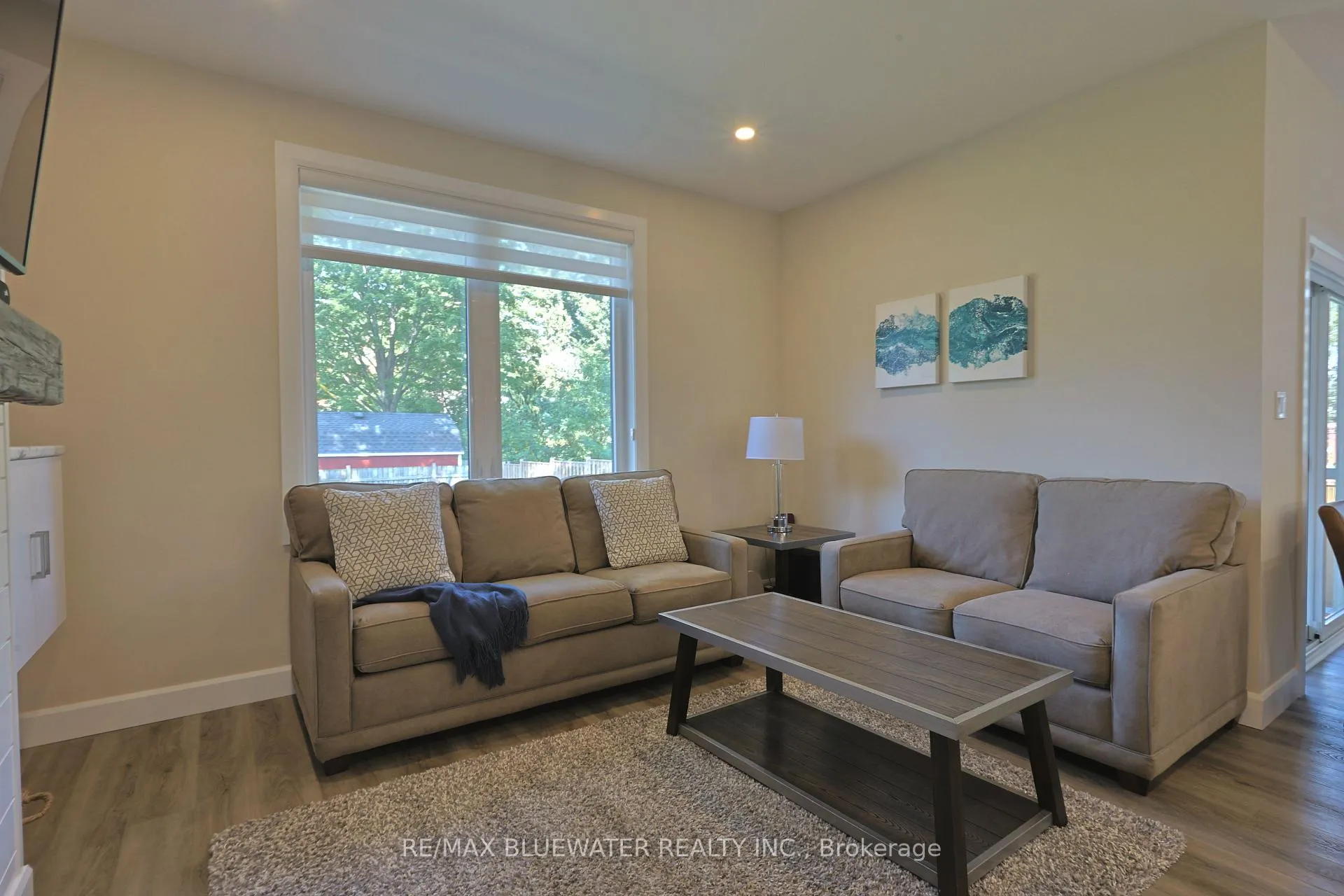 Photo 21 of 190 Broad Street, North Middlesex, Parkhill — HOMEH