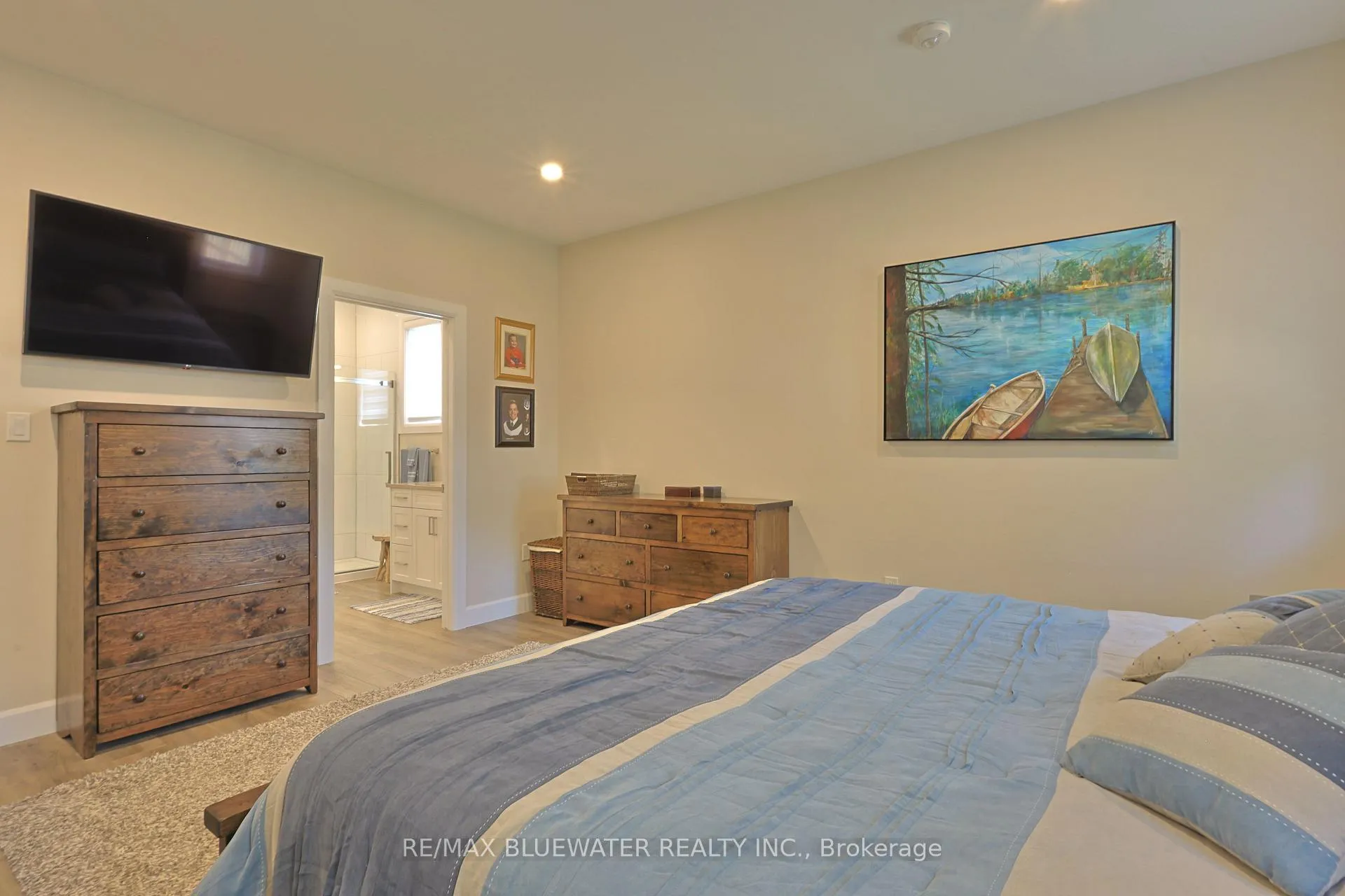 Photo 24 of 190 Broad Street, North Middlesex, Parkhill — HOMEH