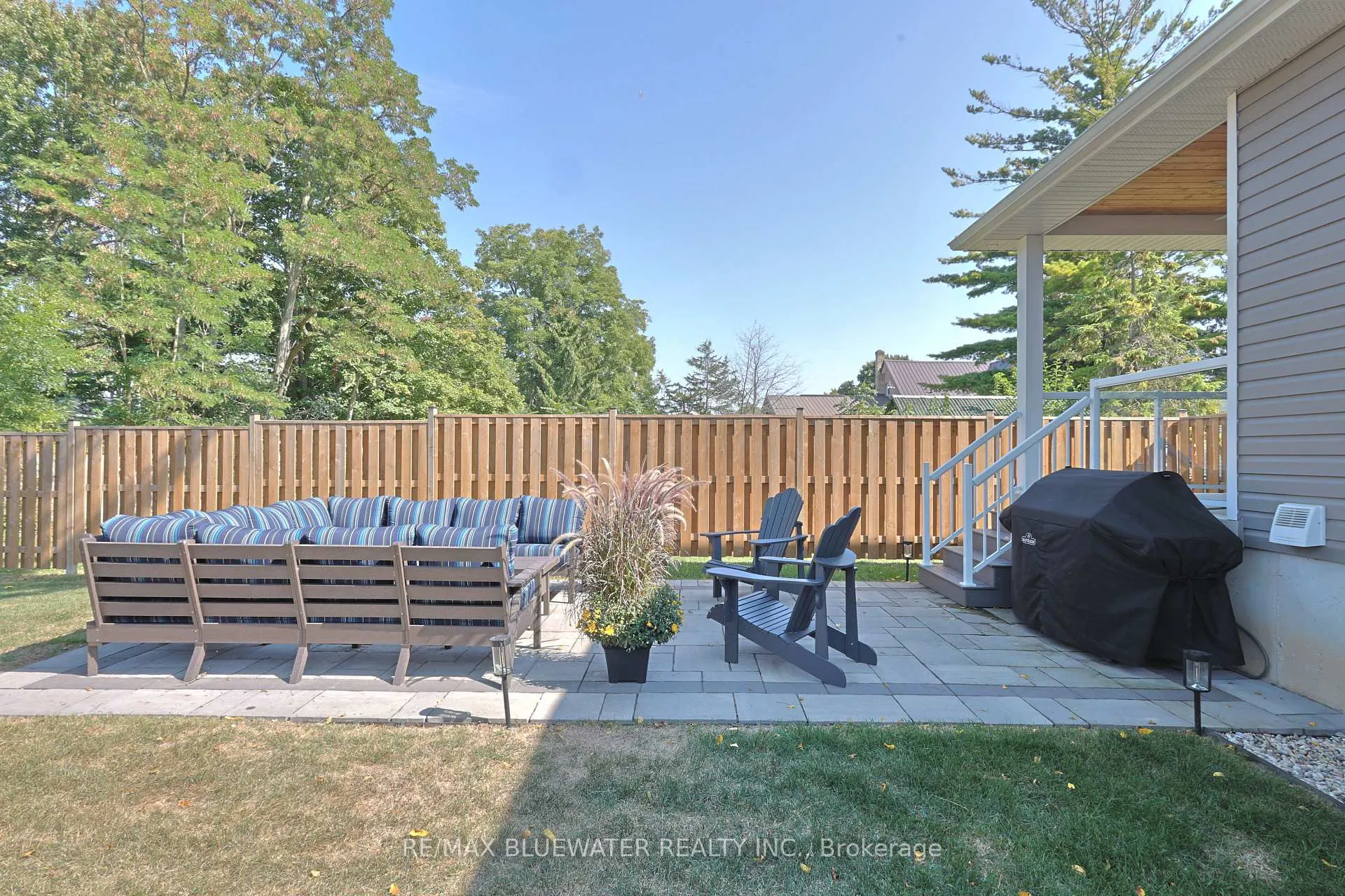 Photo 45 of 190 Broad Street, North Middlesex, Parkhill — HOMEH