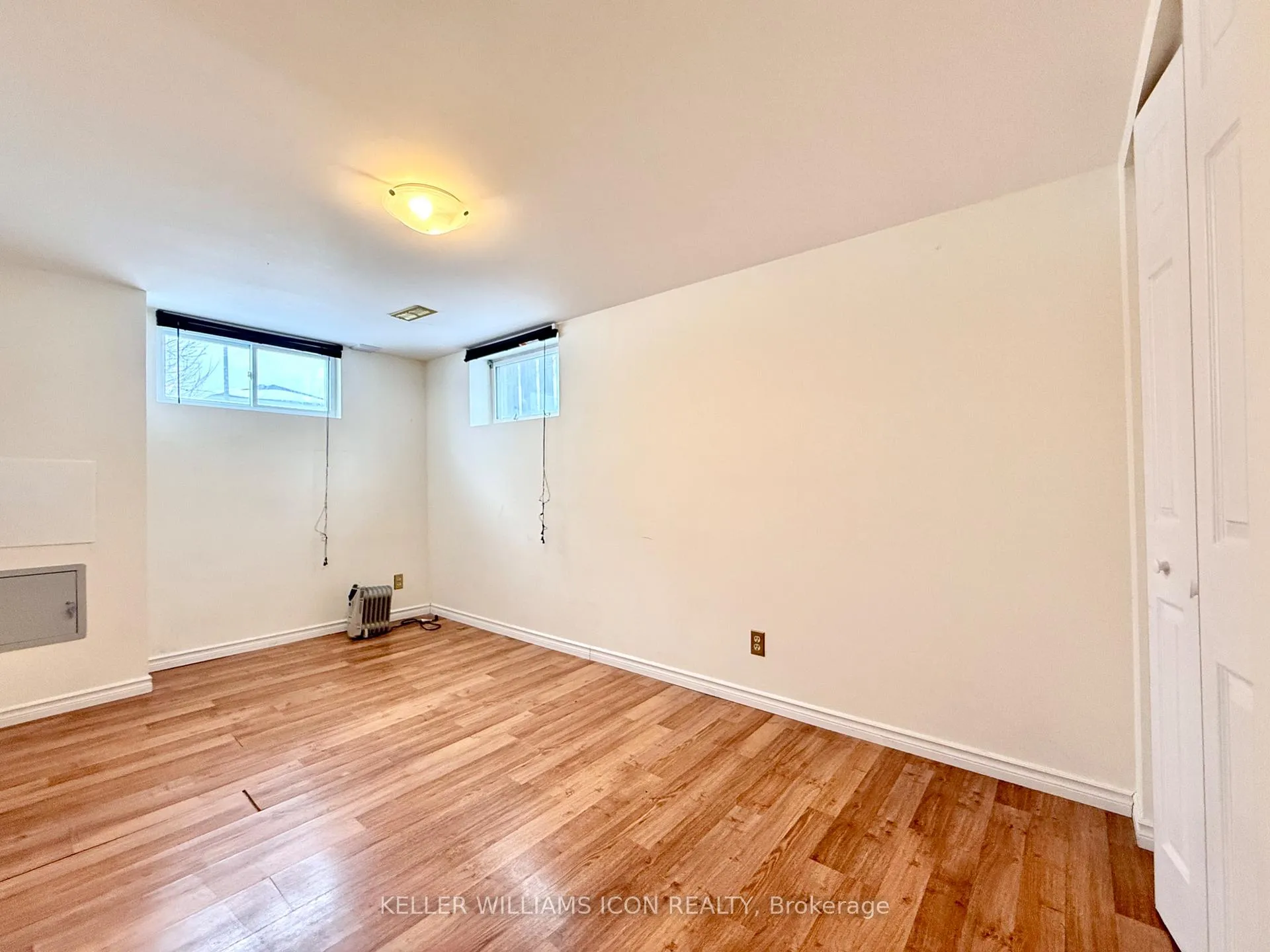 Photo 15 of Unit B, 2206 Navaho Drive, Ottawa, Bel Air Heights — HOMEH