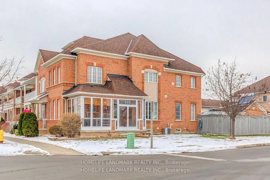 Front of 489 South Unionville Avenue