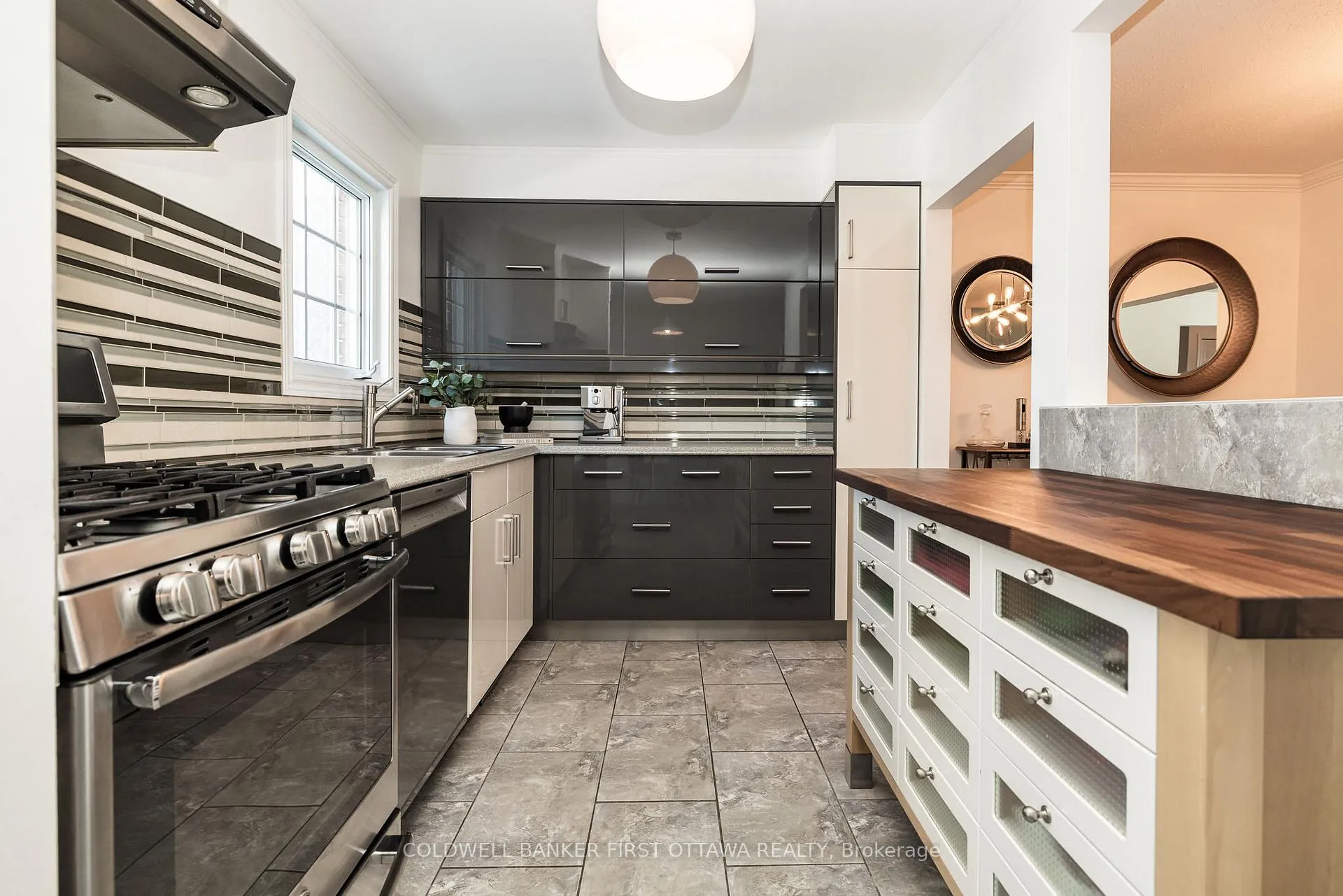 Photo 14 of 309 Kintyre Private, Ottawa, Carleton Square — HOMEH