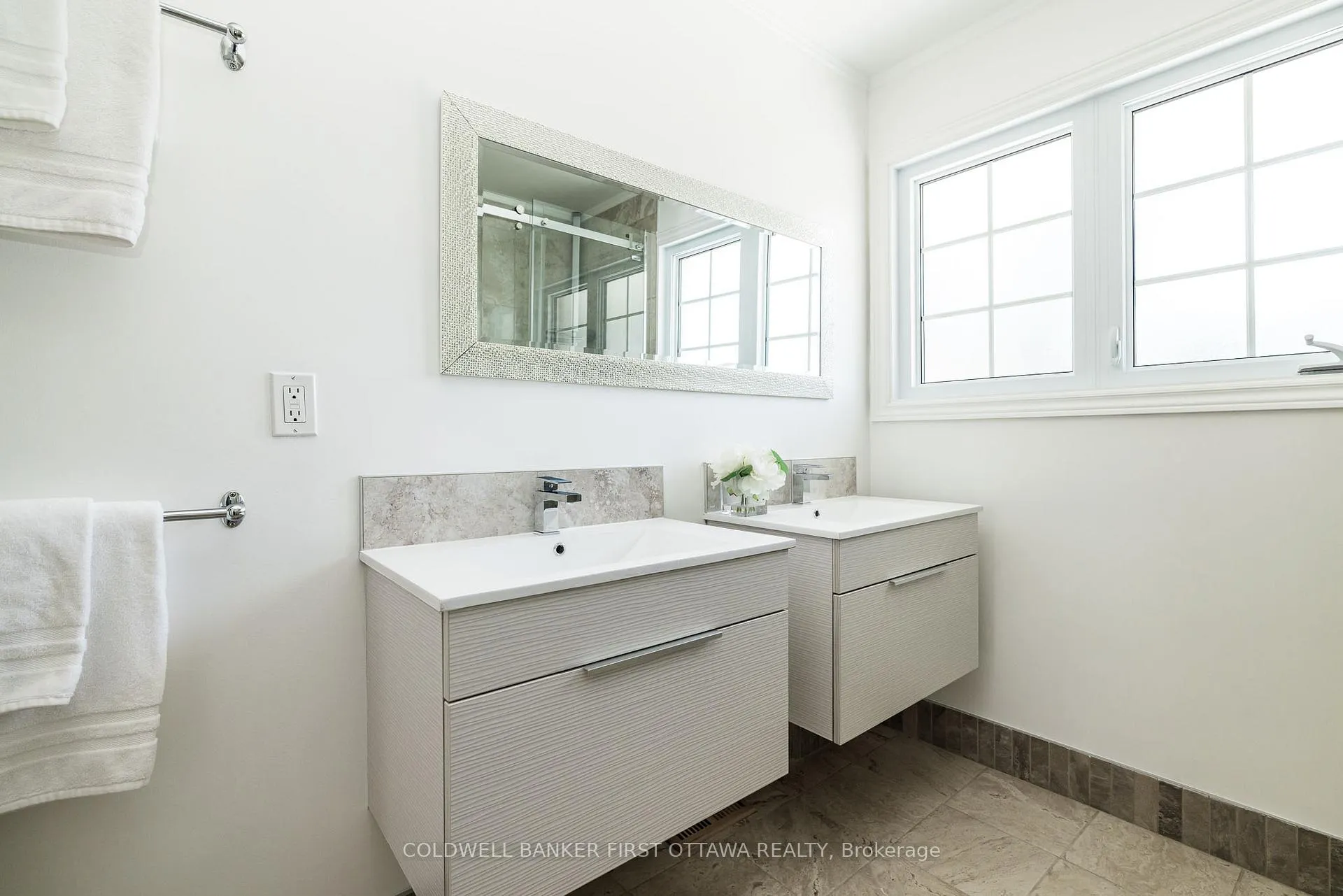 Photo 23 of 309 Kintyre Private, Ottawa, Carleton Square — HOMEH