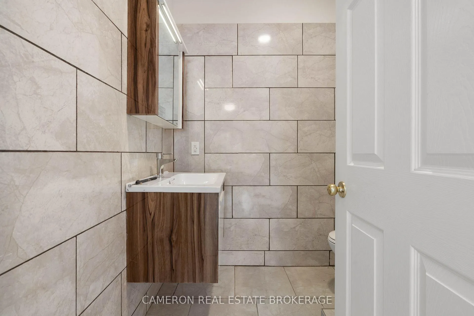 Photo 17 of Unit A, 14 King Street, Cornwall — HOMEH