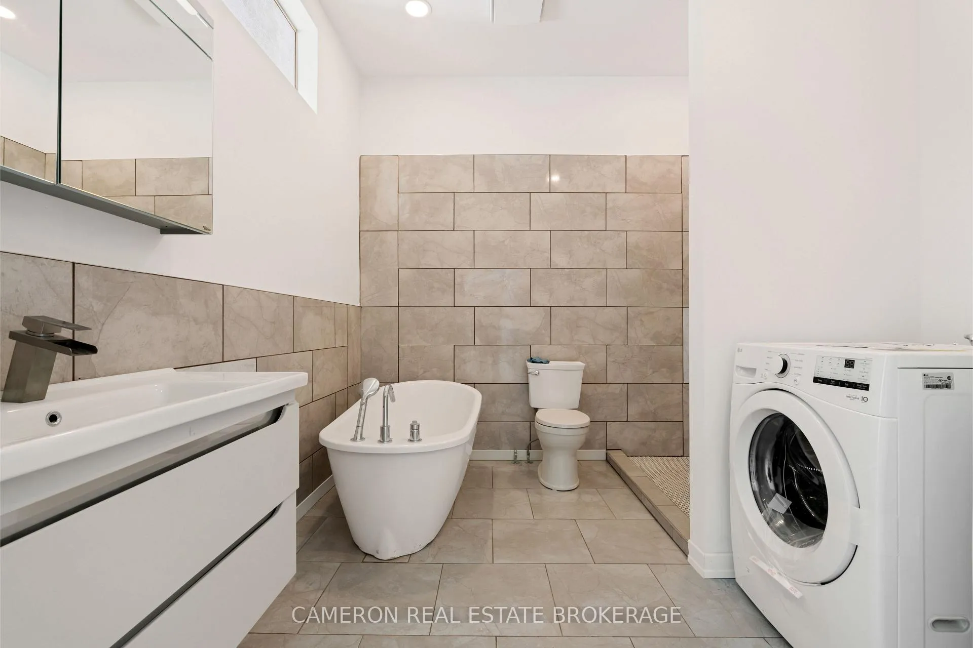 Photo 26 of Unit A, 14 King Street, Cornwall — HOMEH