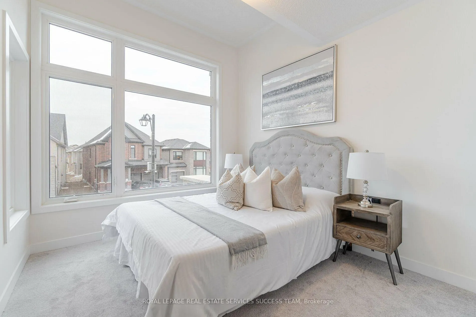 Photo 14 of 1496 Rose Way, Milton, Cobban — HOMEH