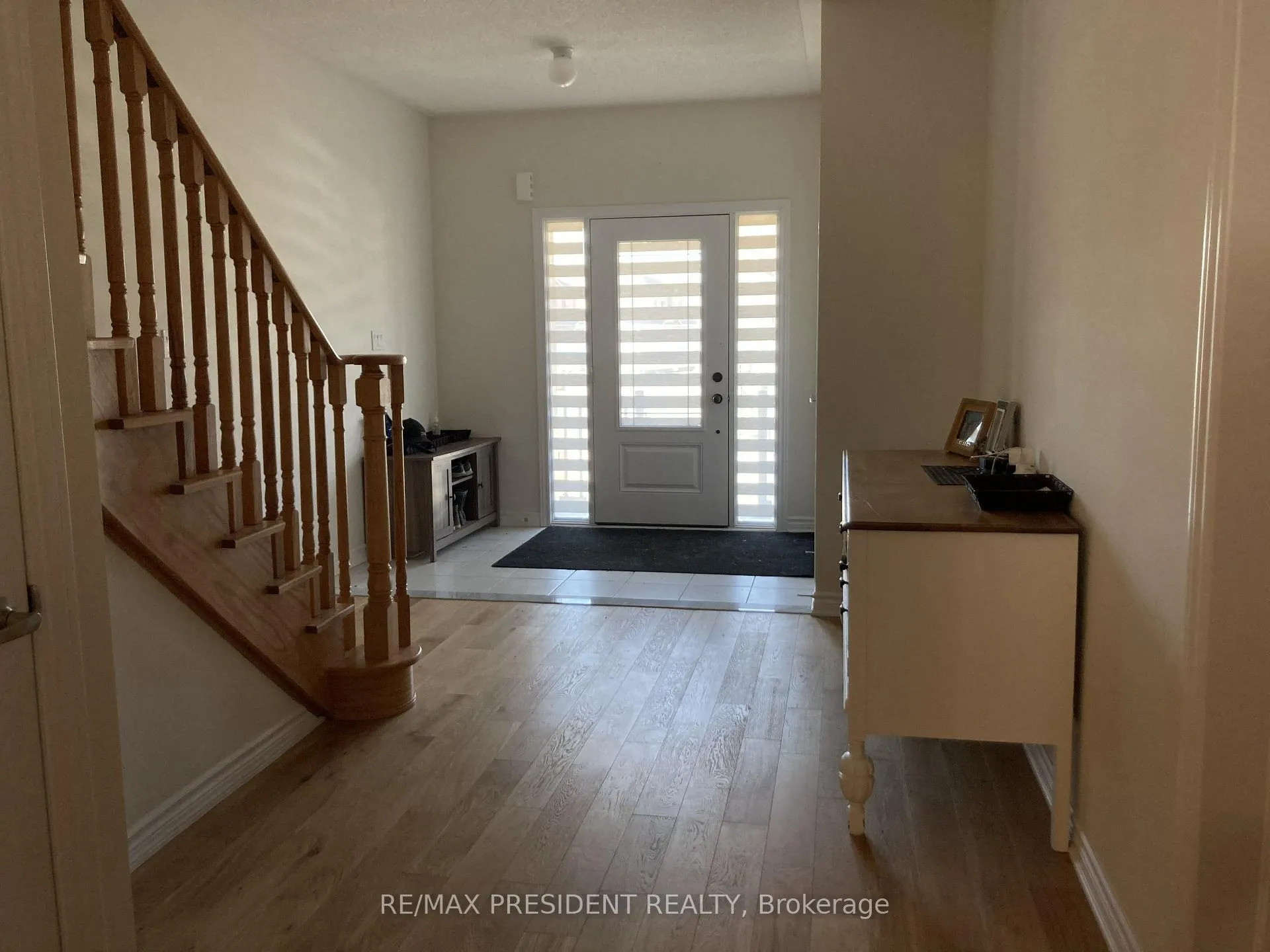 Photo 4 of 5 Jardine Street, Brock, Beaverton — HOMEH