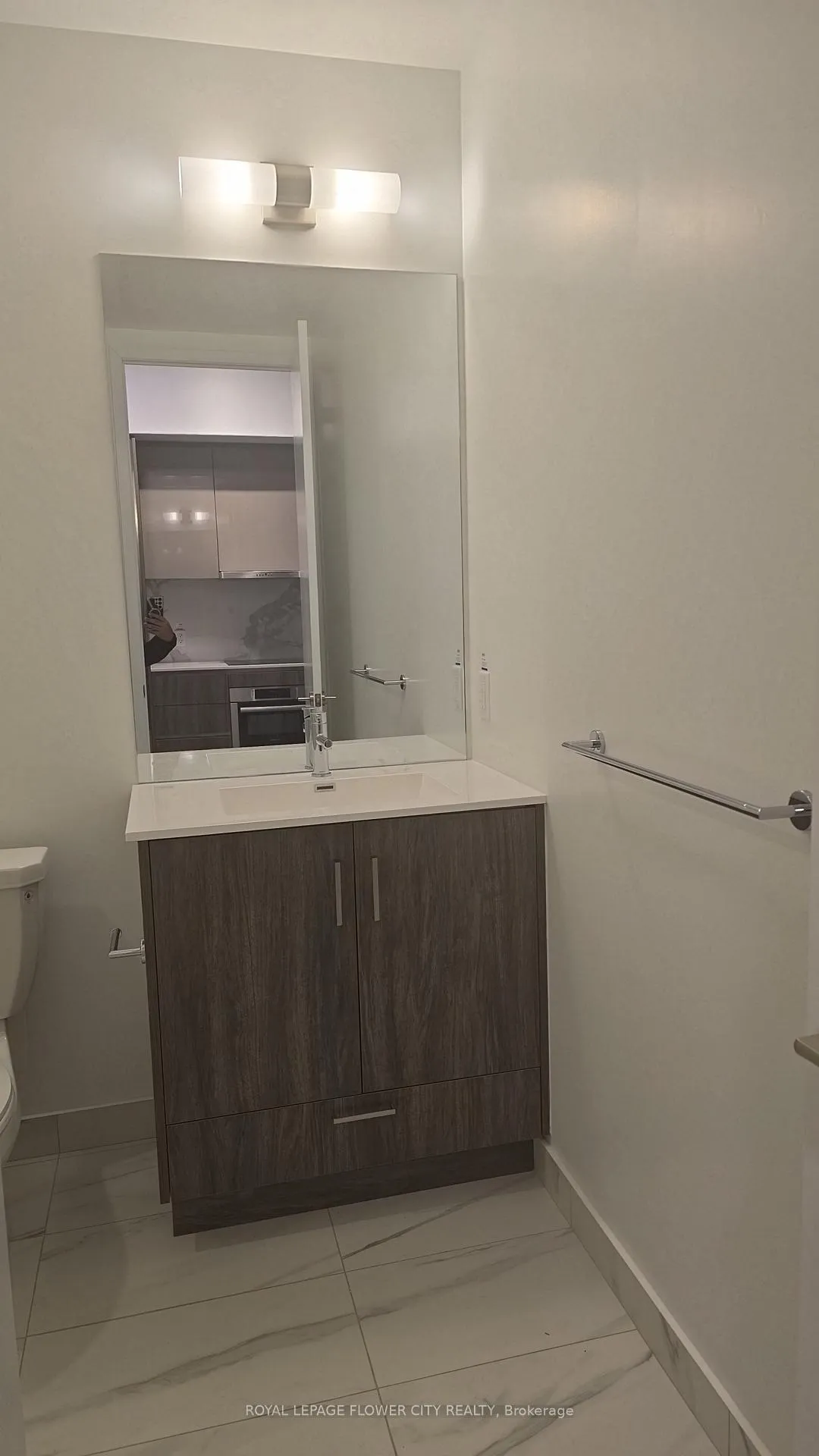 Photo 12 of Unit 501, 180 Front Street E, Toronto, Moss Park — HOMEH