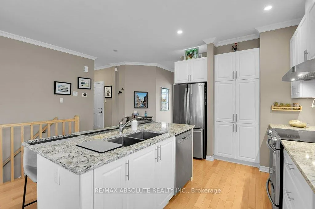 Photo 8 of 176 Minoterie Ridge, Ottawa, Camelot — HOMEH