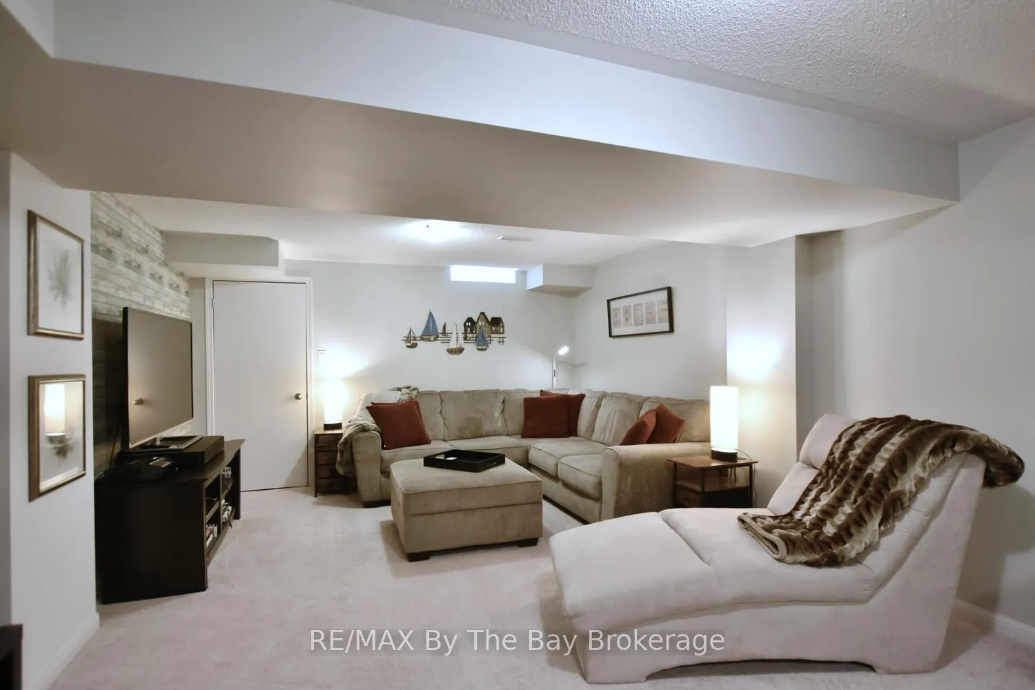 Photo 27 of 37 Berkshire Avenue, Wasaga Beach — HOMEH