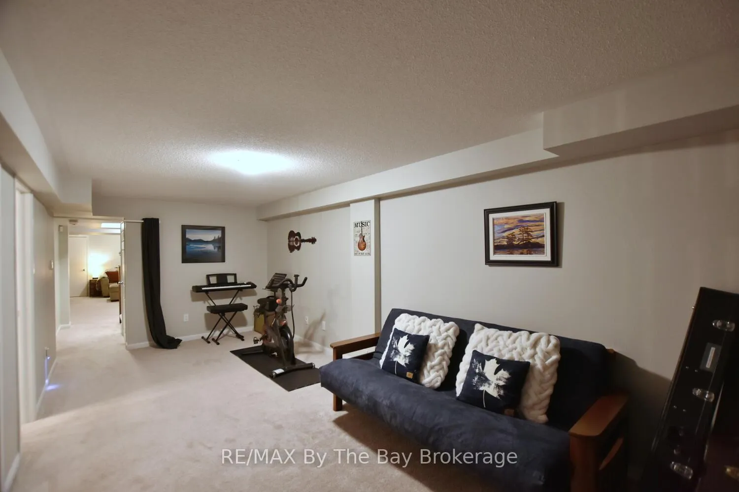 Photo 32 of 37 Berkshire Avenue, Wasaga Beach — HOMEH