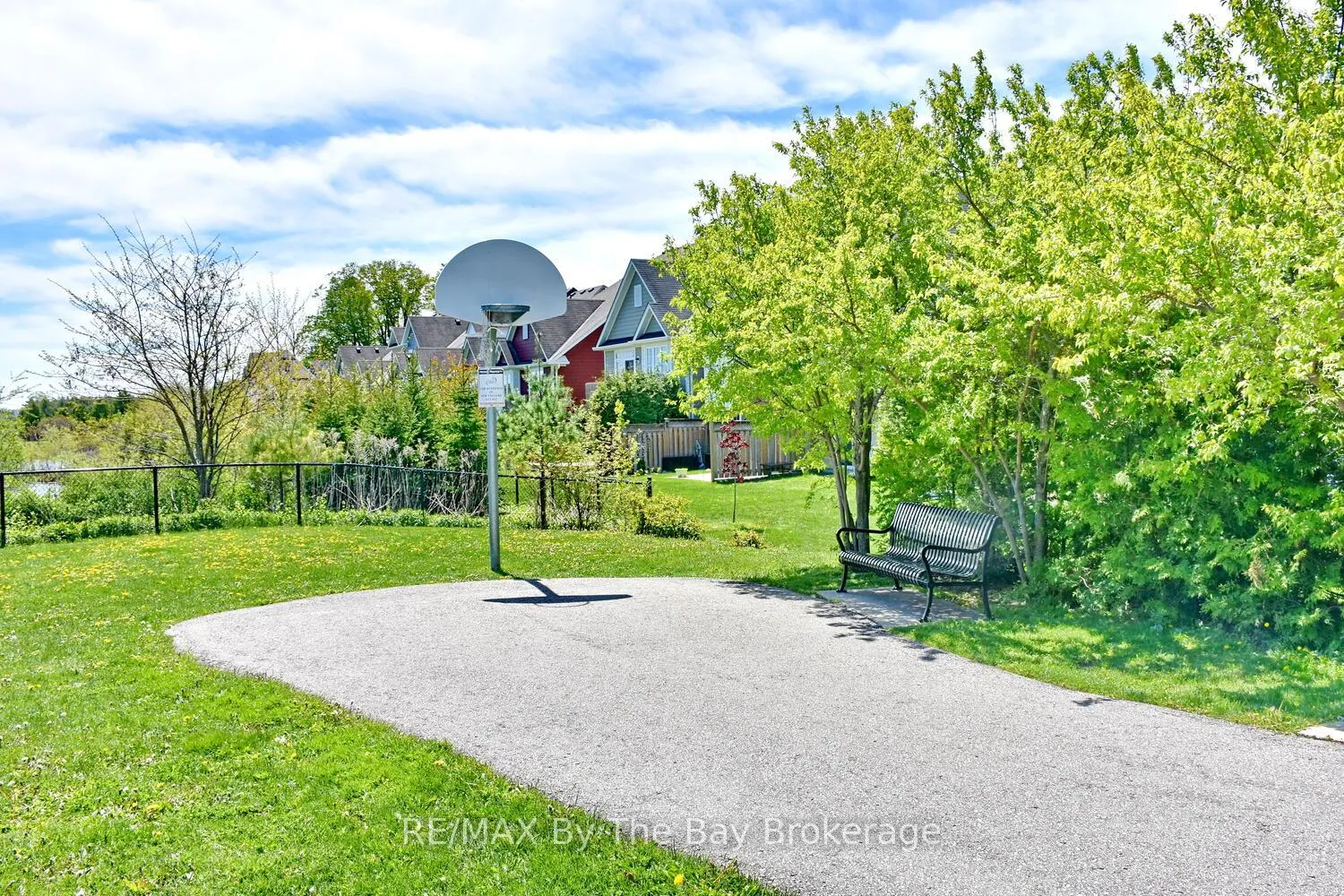 Photo 39 of 37 Berkshire Avenue, Wasaga Beach — HOMEH