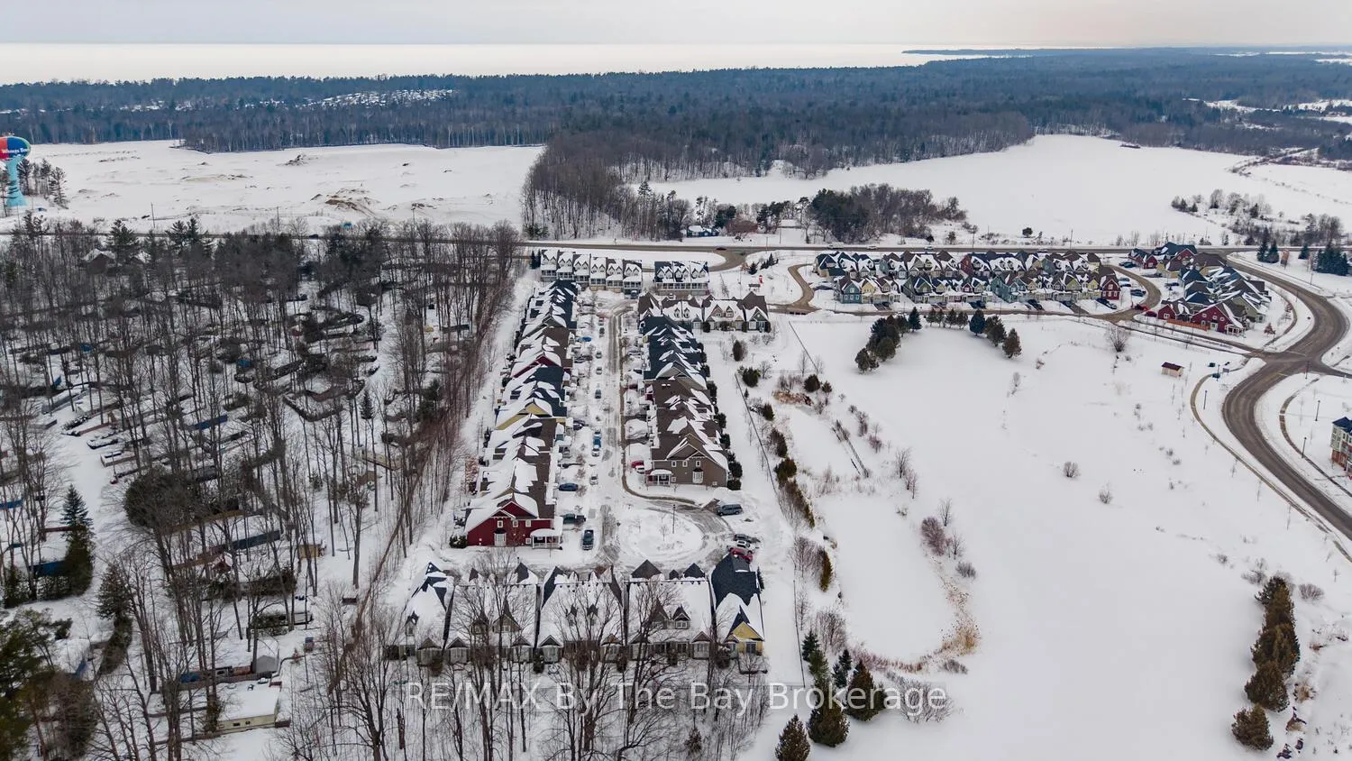 Photo 48 of 37 Berkshire Avenue, Wasaga Beach — HOMEH