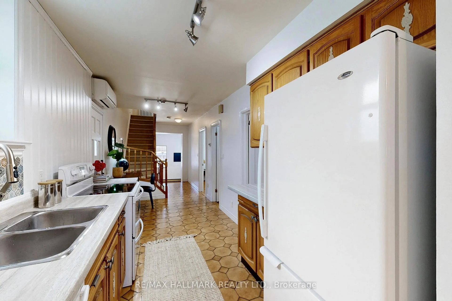 Photo 10 of 85 Roosevelt Road, Toronto, Danforth — HOMEH