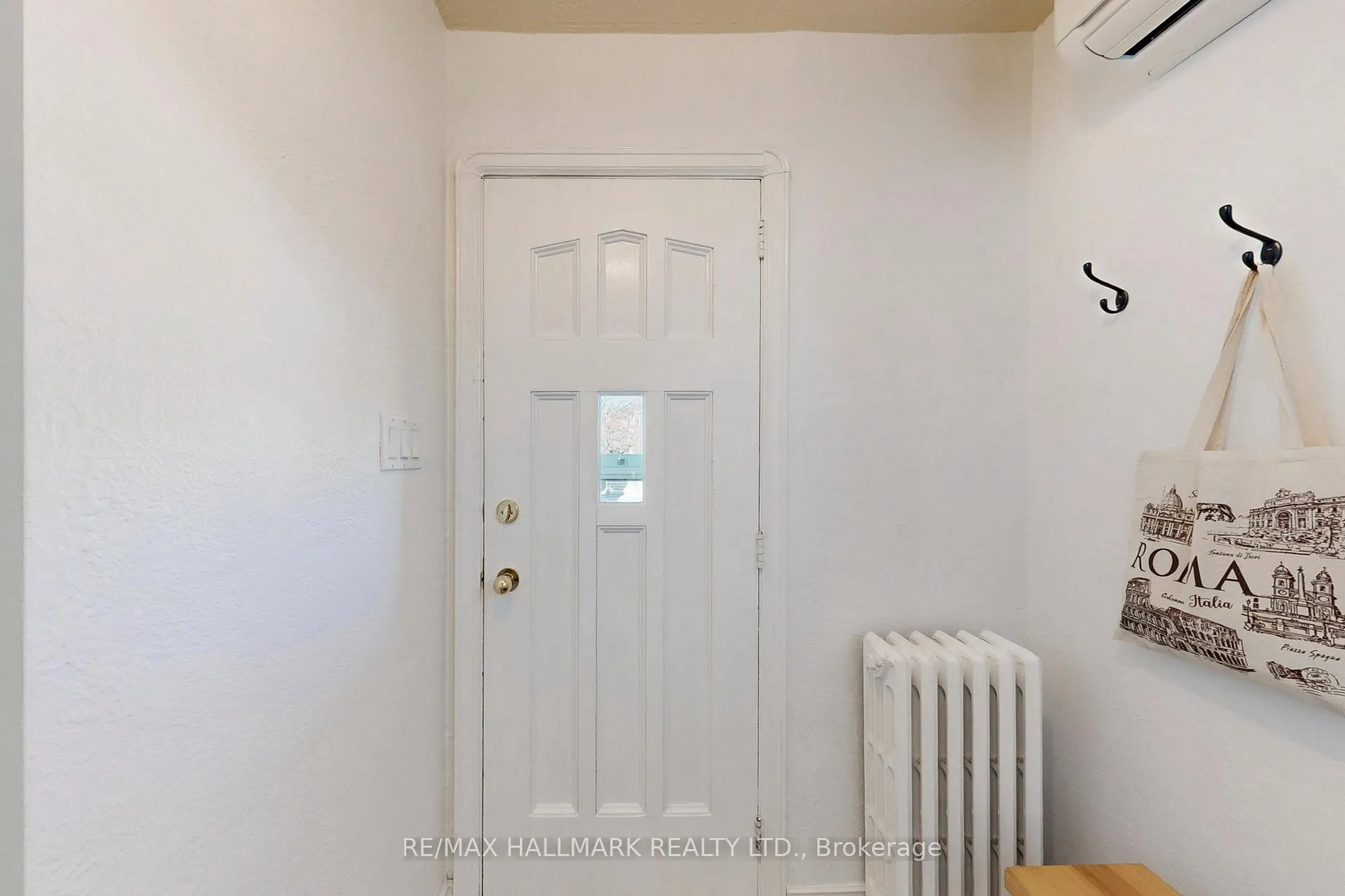 Photo 20 of 85 Roosevelt Road, Toronto, Danforth — HOMEH