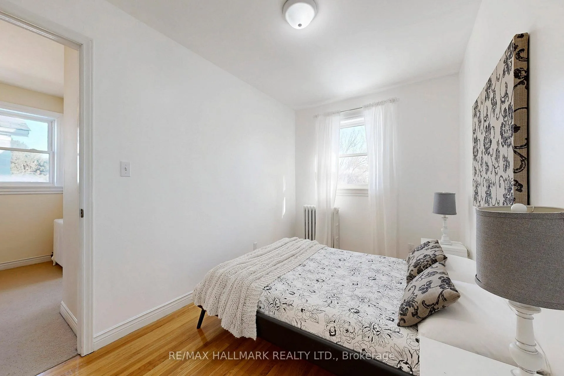 Photo 24 of 85 Roosevelt Road, Toronto, Danforth — HOMEH