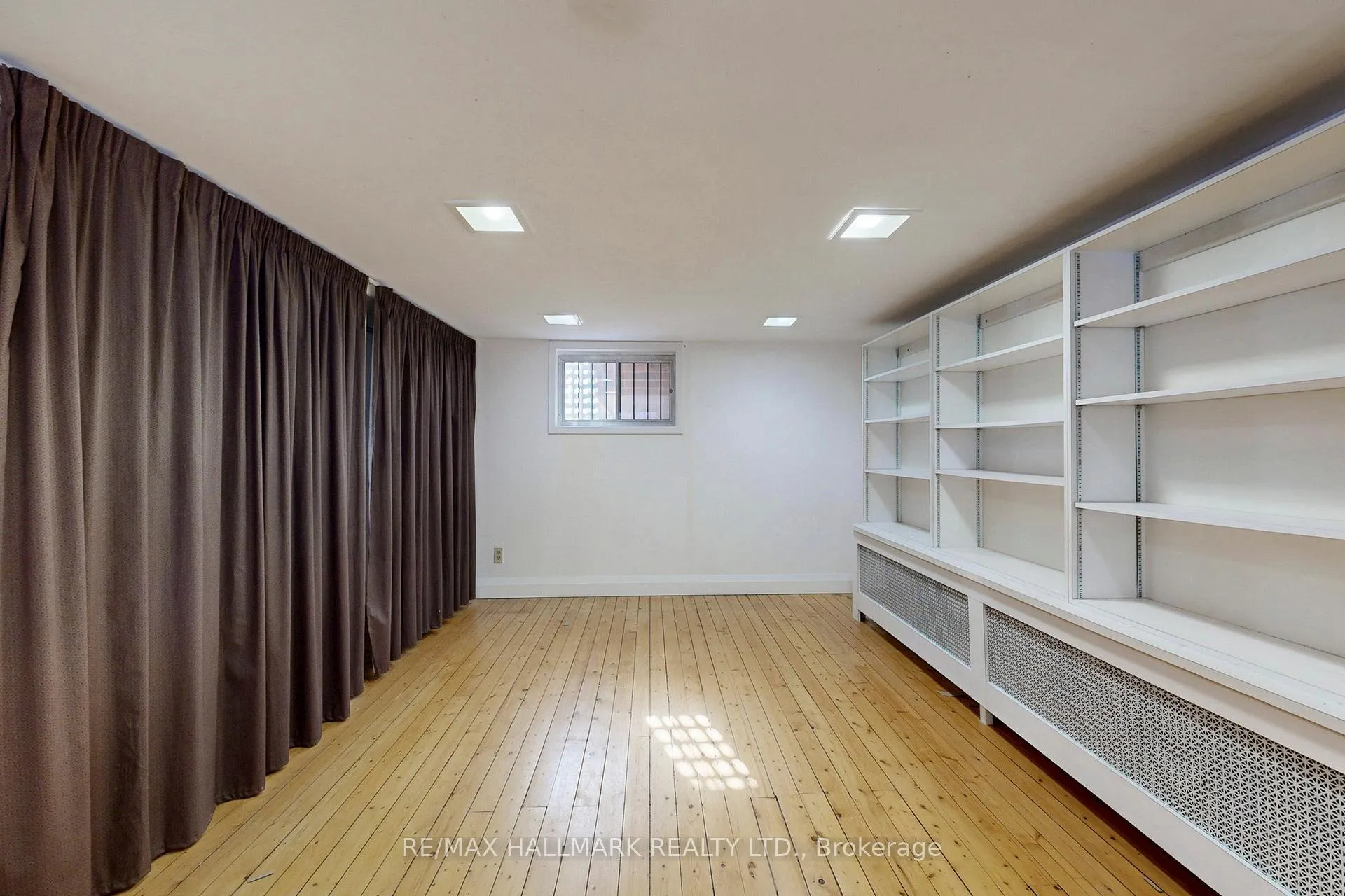 Photo 34 of 85 Roosevelt Road, Toronto, Danforth — HOMEH
