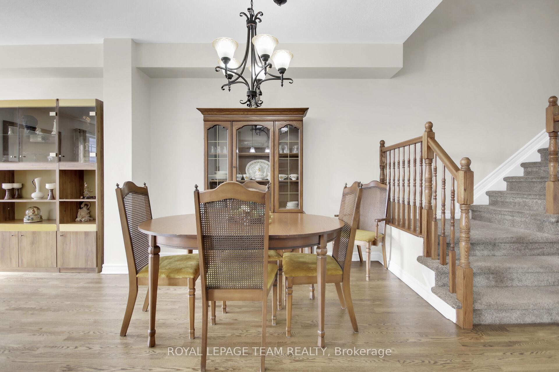 Photo 16 of 1024 Northgraves Crescent, Ottawa, Kanata - Emerald Meadows/Trailwest — HOMEH