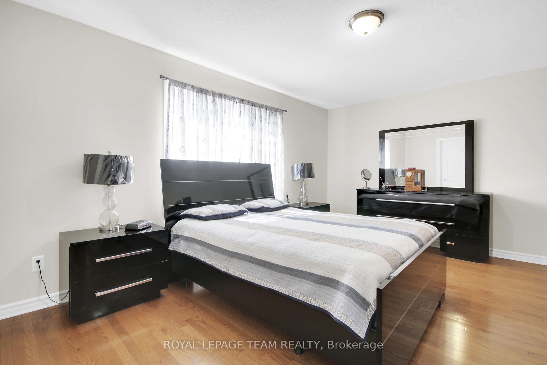Photo 23 of 1024 Northgraves Crescent, Ottawa, Kanata - Emerald Meadows/Trailwest — HOMEH