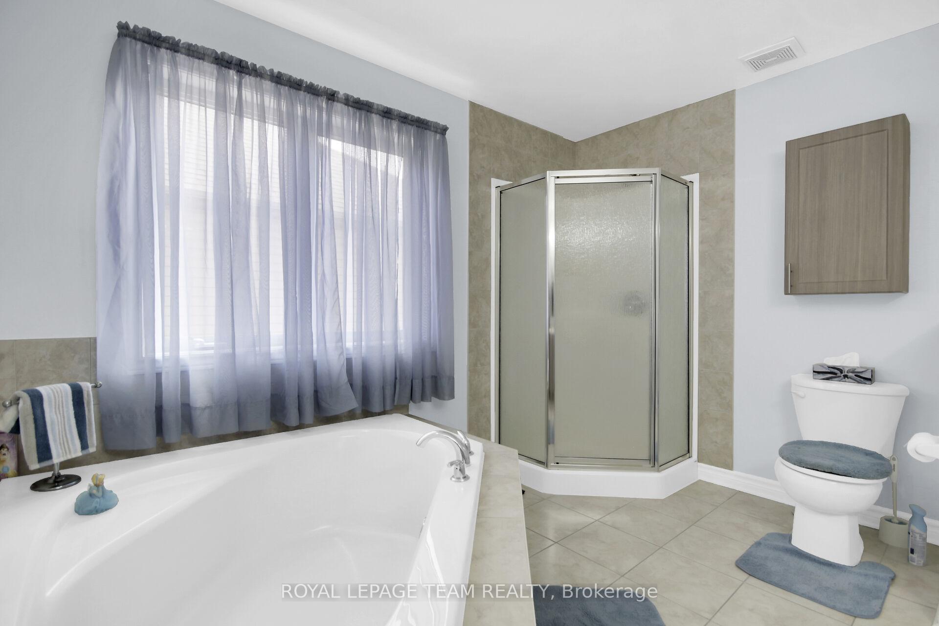 Photo 25 of 1024 Northgraves Crescent, Ottawa, Kanata - Emerald Meadows/Trailwest — HOMEH
