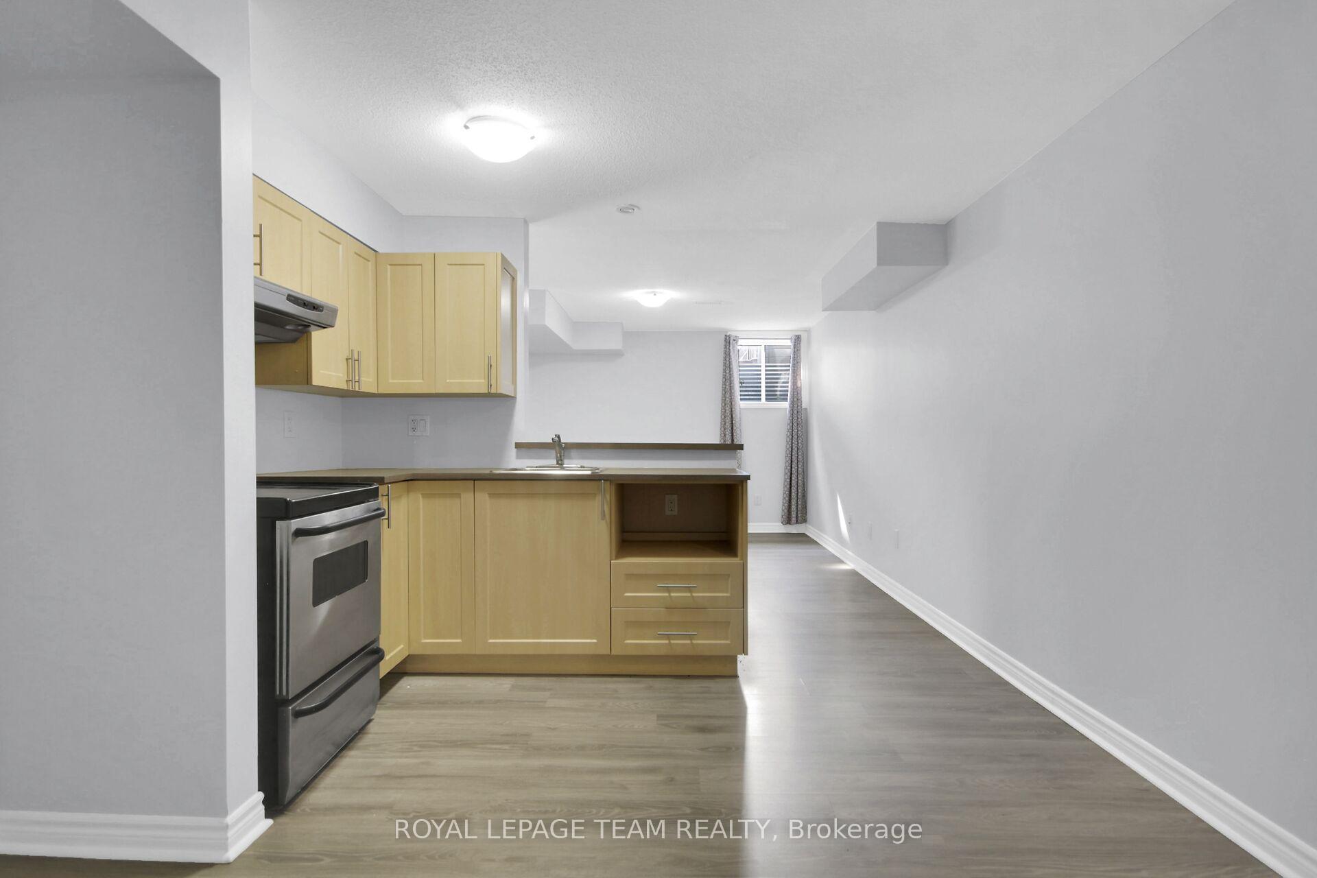Photo 32 of 1024 Northgraves Crescent, Ottawa, Kanata - Emerald Meadows/Trailwest — HOMEH