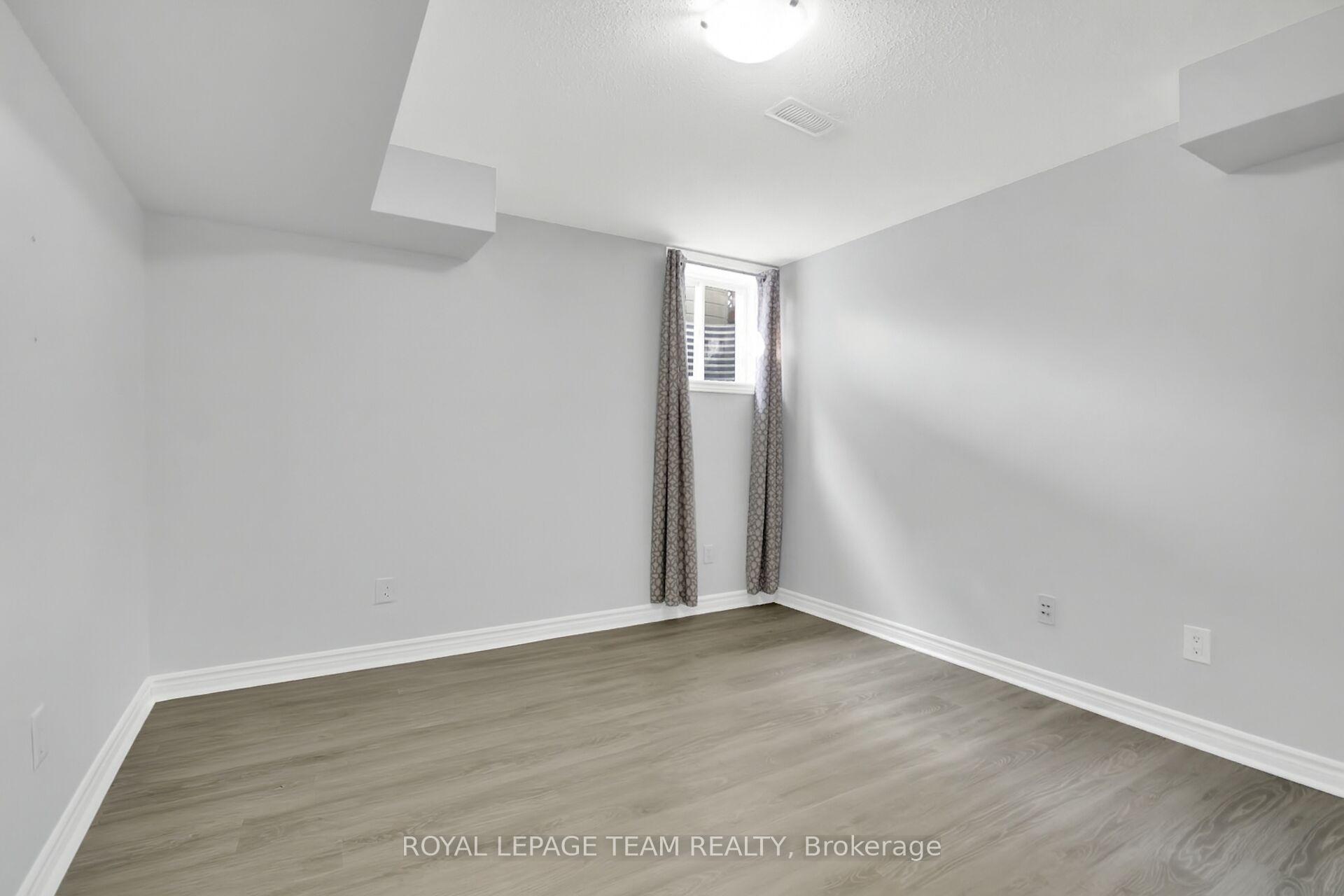 Photo 34 of 1024 Northgraves Crescent, Ottawa, Kanata - Emerald Meadows/Trailwest — HOMEH