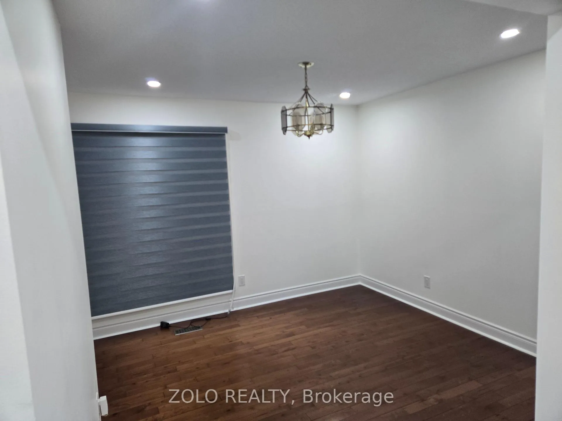 Photo 5 of 42 Boreham Circle, Brampton, Snelgrove — HOMEH