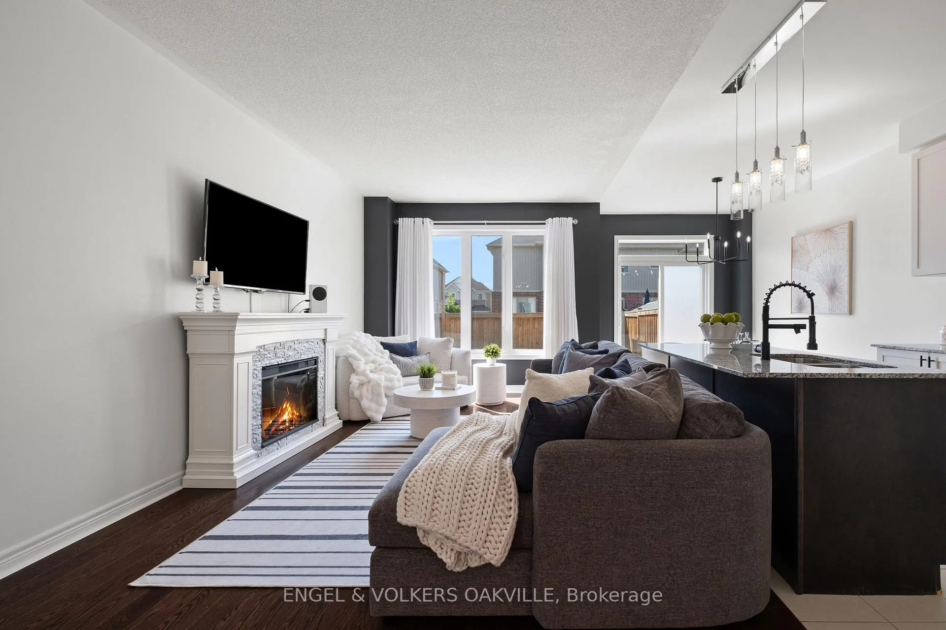 Photo 12 of 33 Sharpe Crescent, New Tecumseth, Tottenham — HOMEH