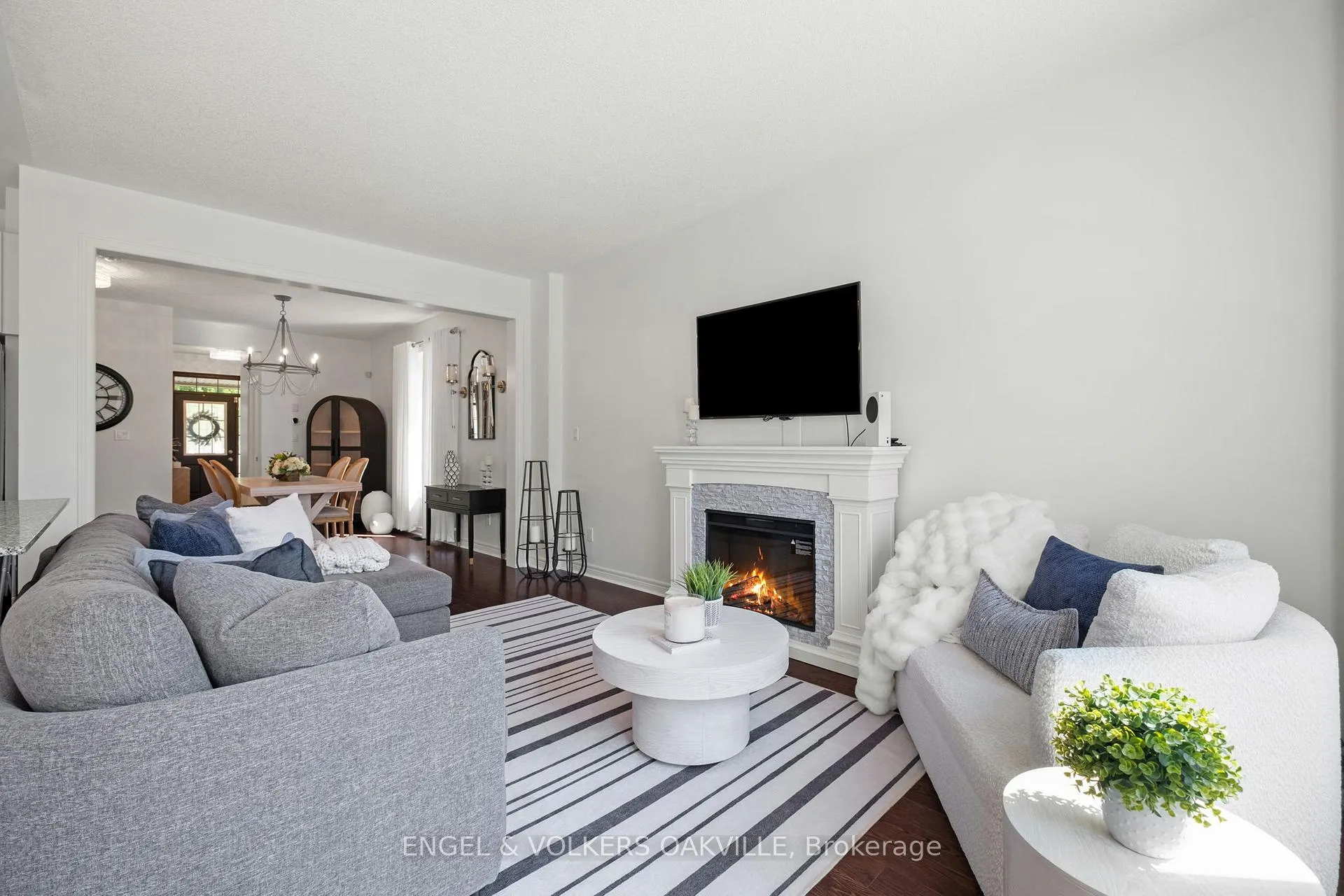 Photo 15 of 33 Sharpe Crescent, New Tecumseth, Tottenham — HOMEH