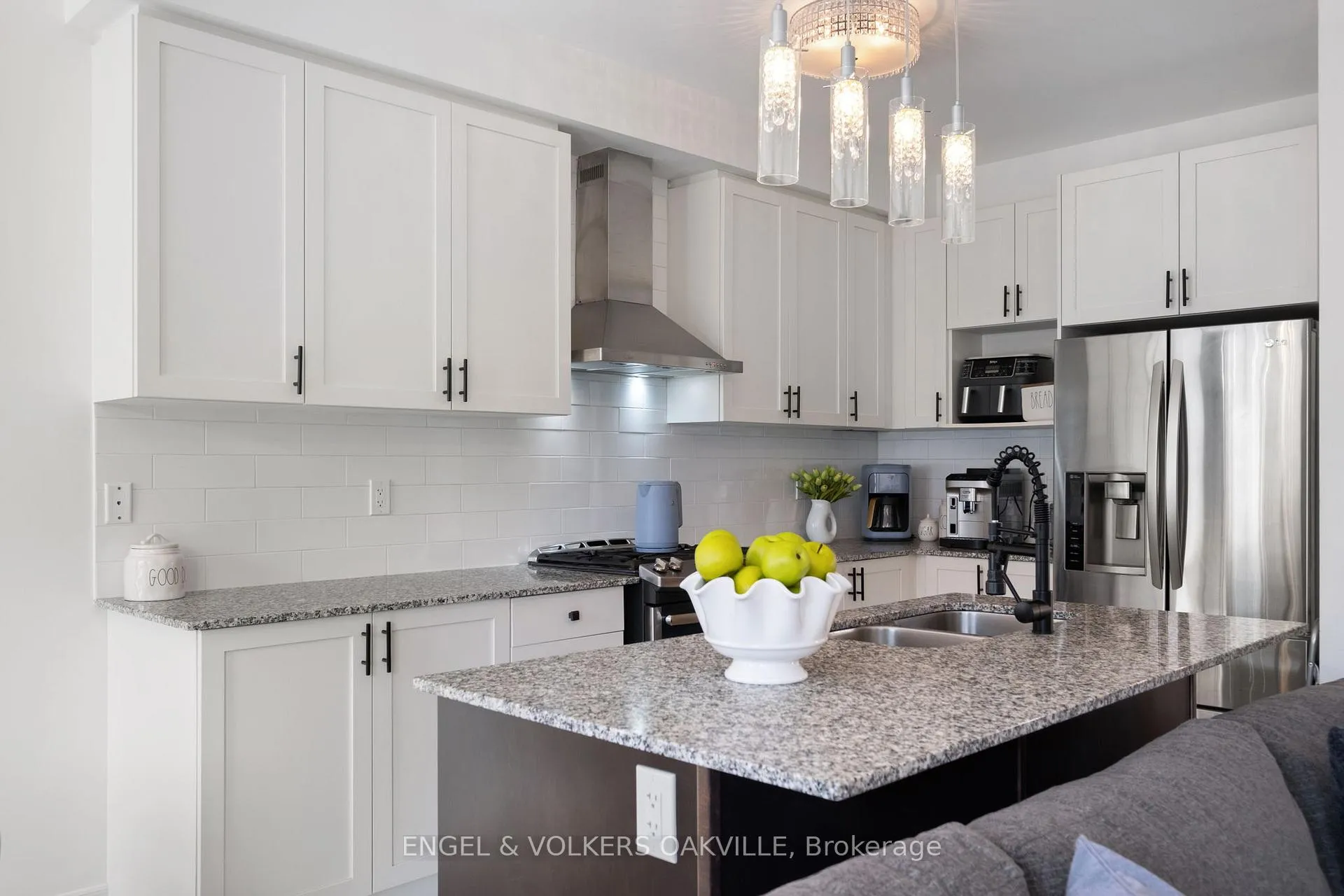 Photo 18 of 33 Sharpe Crescent, New Tecumseth, Tottenham — HOMEH