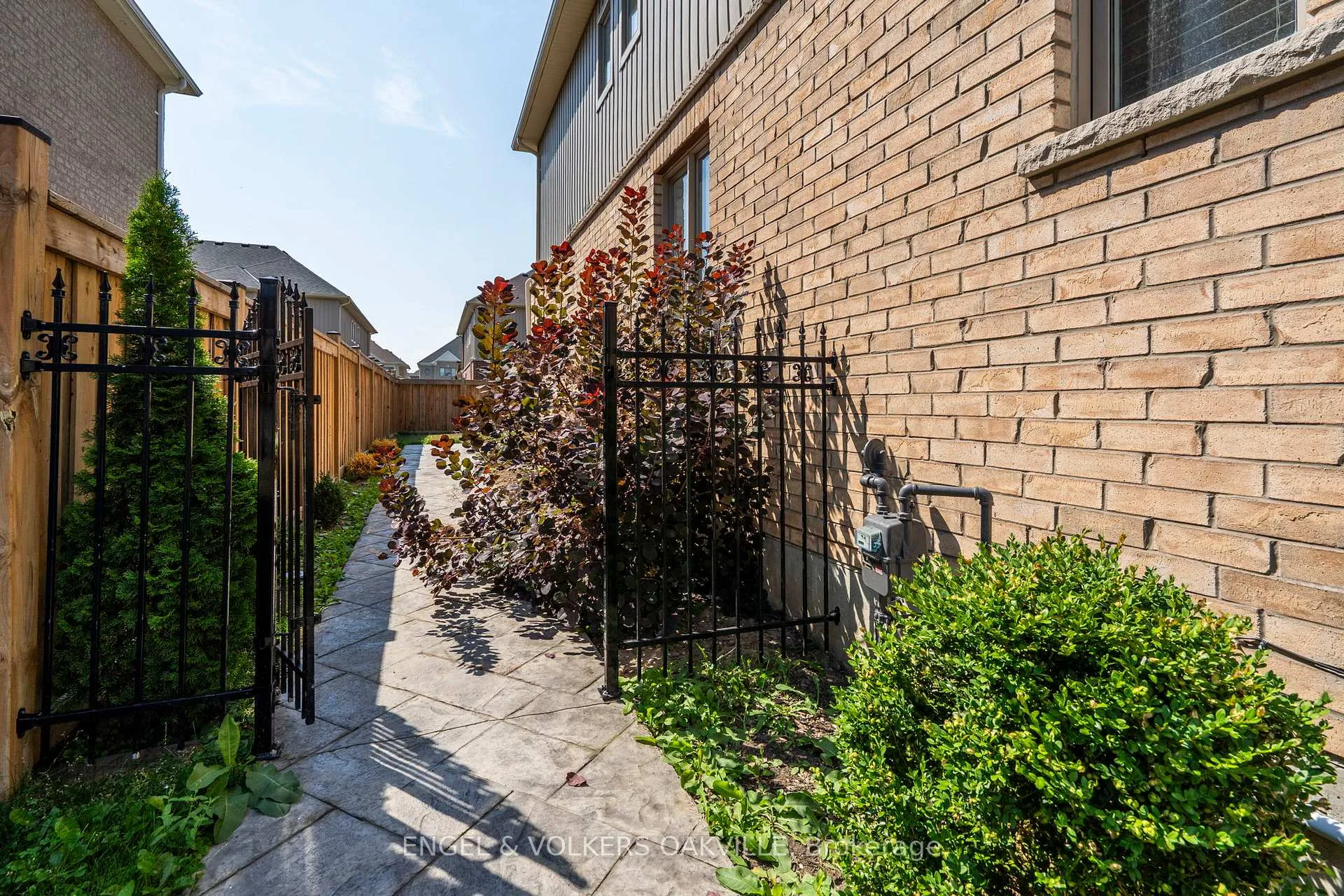 Photo 41 of 33 Sharpe Crescent, New Tecumseth, Tottenham — HOMEH