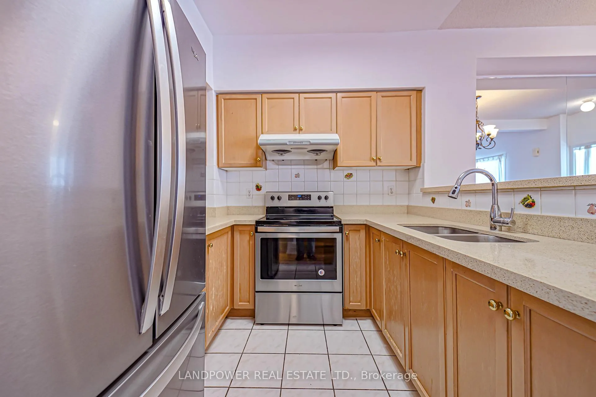 Photo 13 of Unit 11, 4 Cox Boulevard, Markham, Unionville — HOMEH