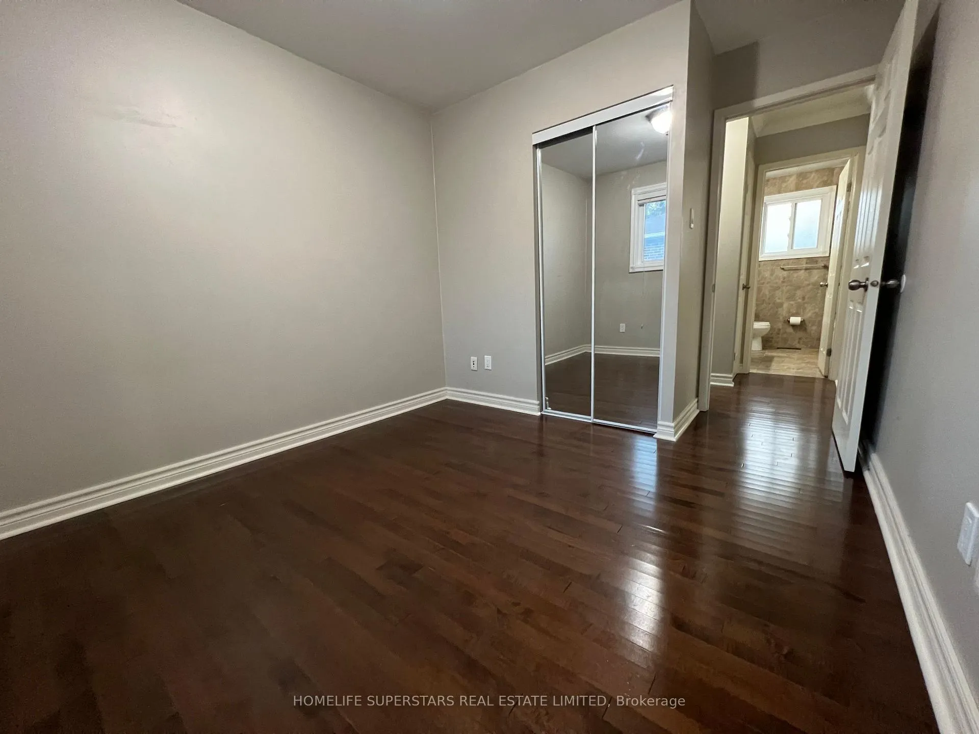 Photo 13 of Unit ( Upper ), 131 Alicewood Court, Etobicoke, West Humber-Clairville — HOMEH