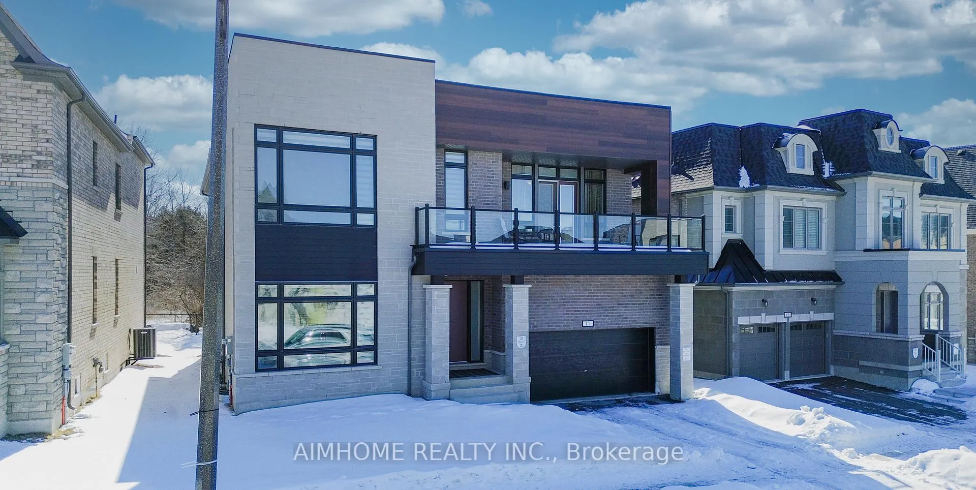 Photo 2 of 17 Meizhou Avenue, Markham, Angus Glen — HOMEH