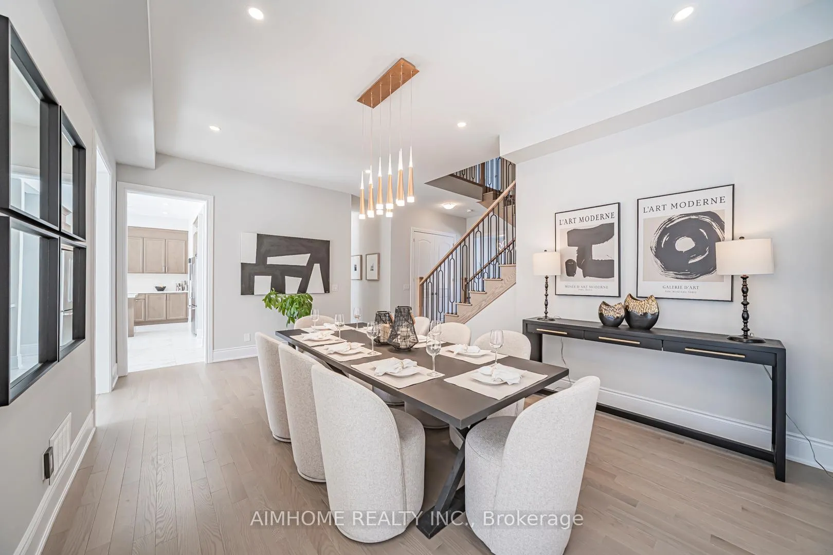 Photo 4 of 17 Meizhou Avenue, Markham, Angus Glen — HOMEH
