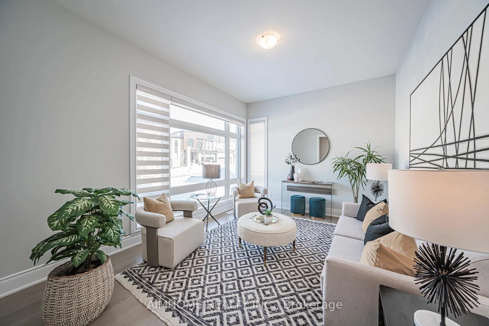 Photo 7 of 17 Meizhou Avenue, Markham, Angus Glen — HOMEH