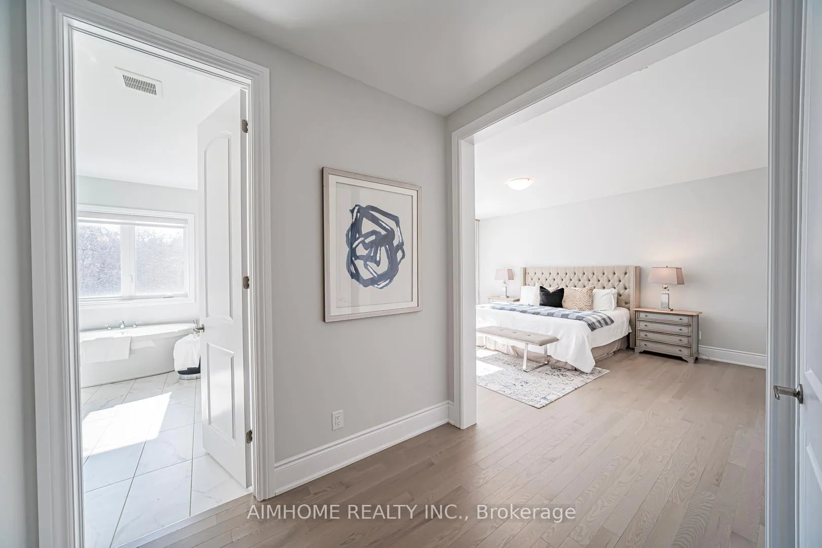 Photo 11 of 17 Meizhou Avenue, Markham, Angus Glen — HOMEH